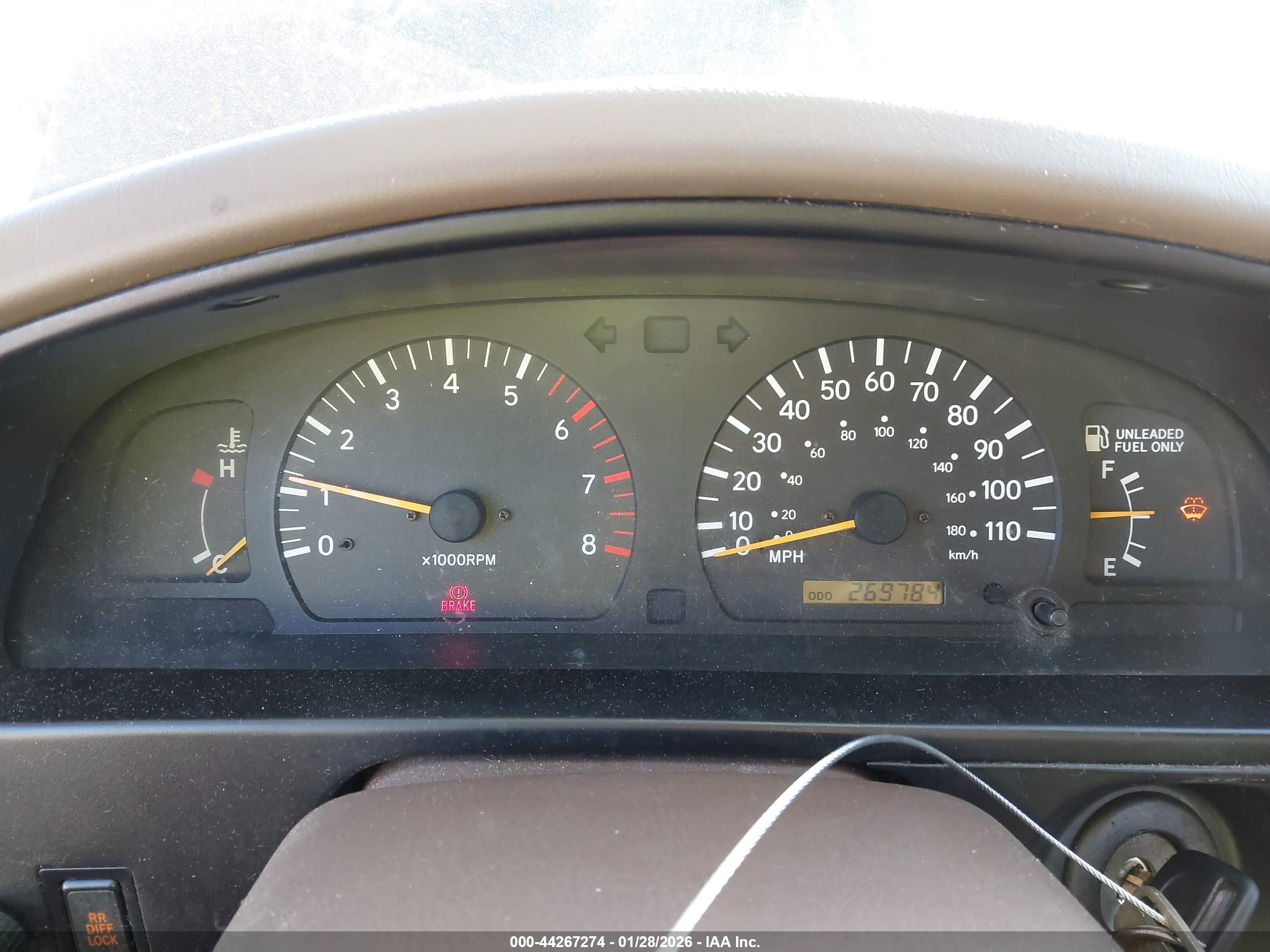 TOYOTA TACOMA image 7