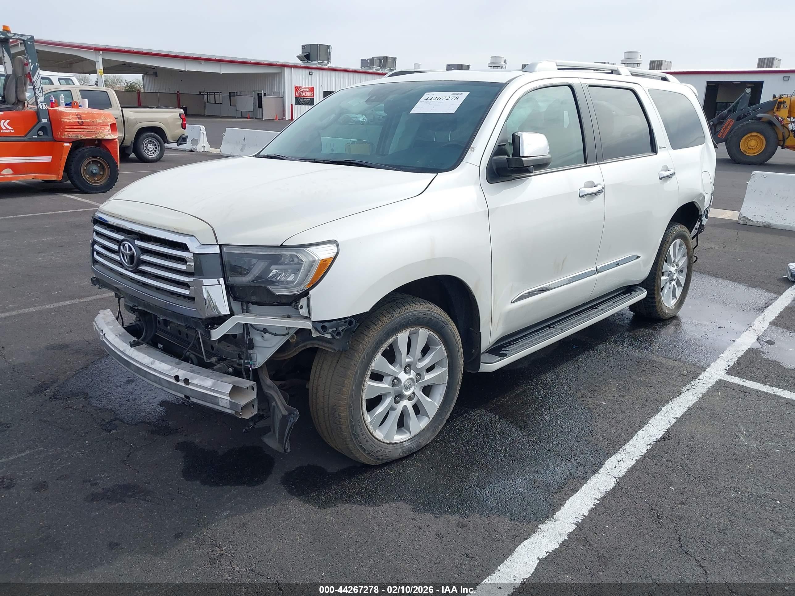 TOYOTA SEQUOIA image 2