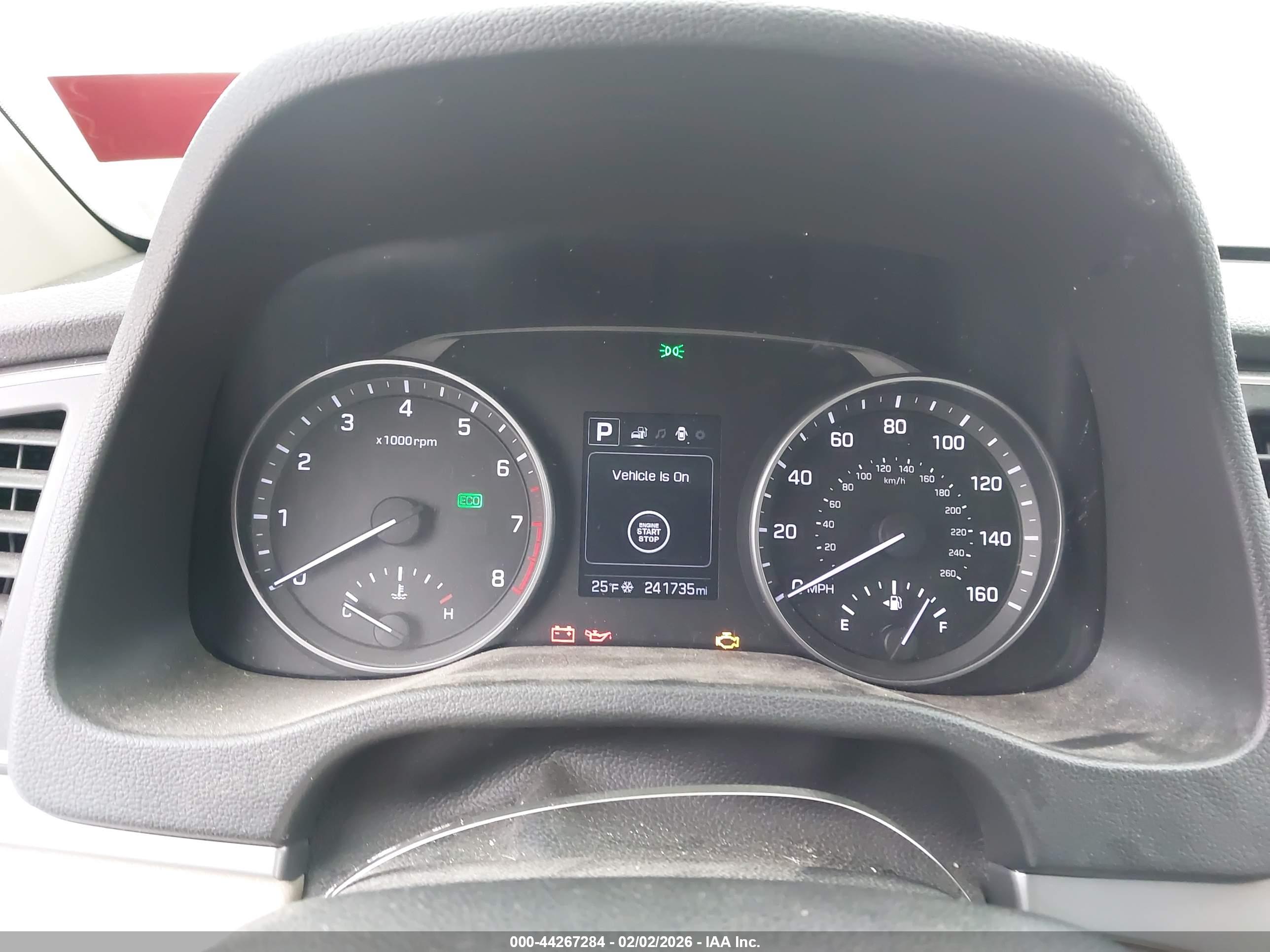 HYUNDAI ELANTRA image 7
