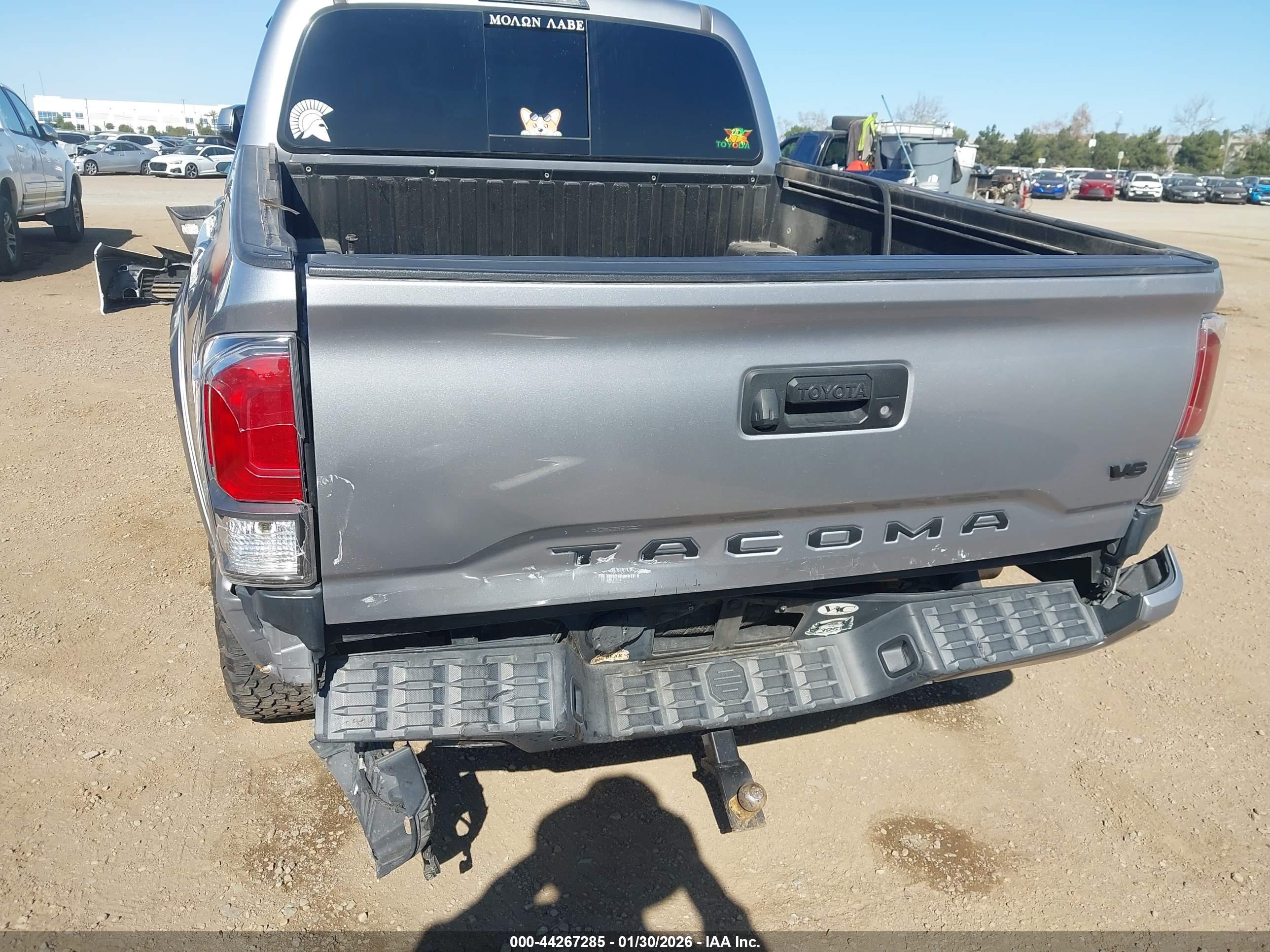 TOYOTA TACOMA image 6