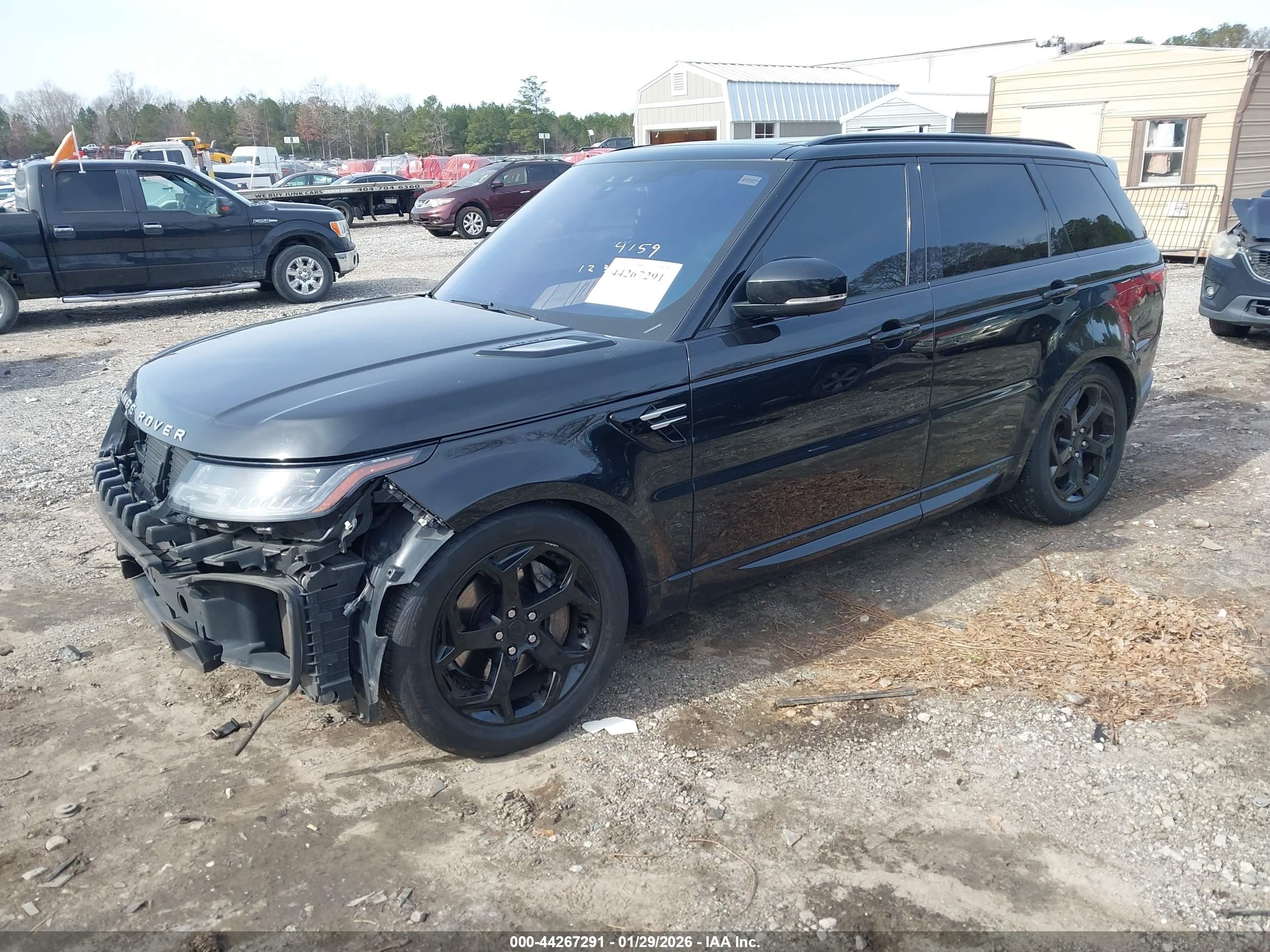 LAND ROVER image 2