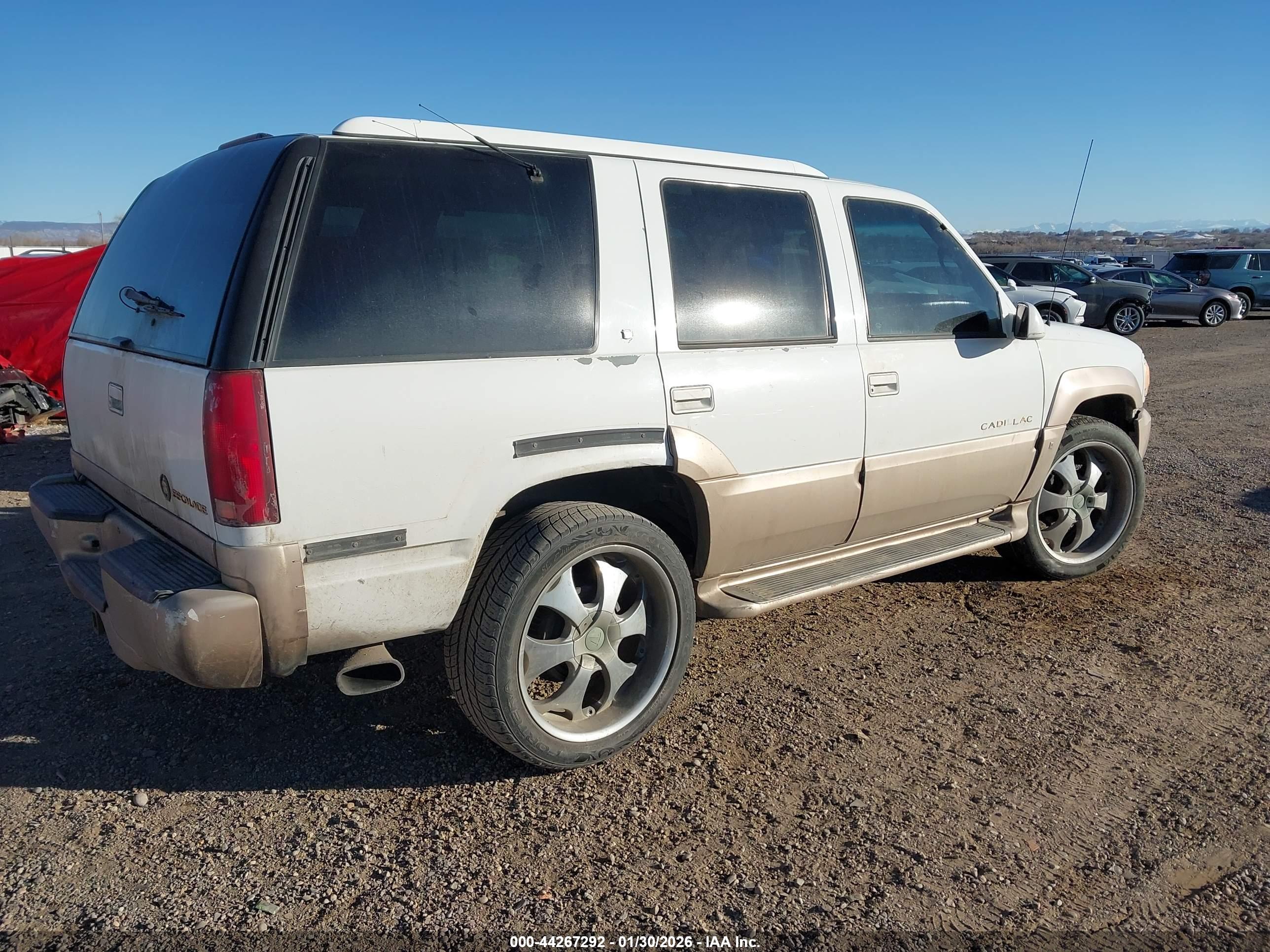 CADILLAC ESCALADE image 4