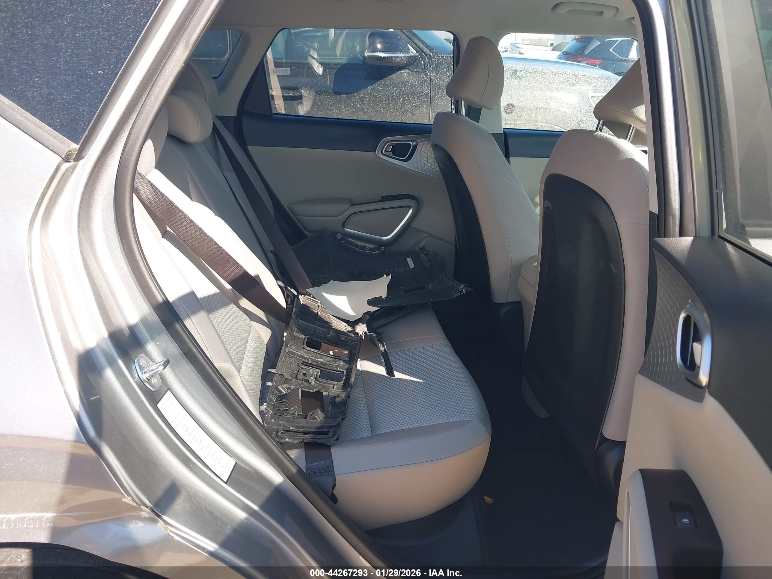 KIA SOUL image 8