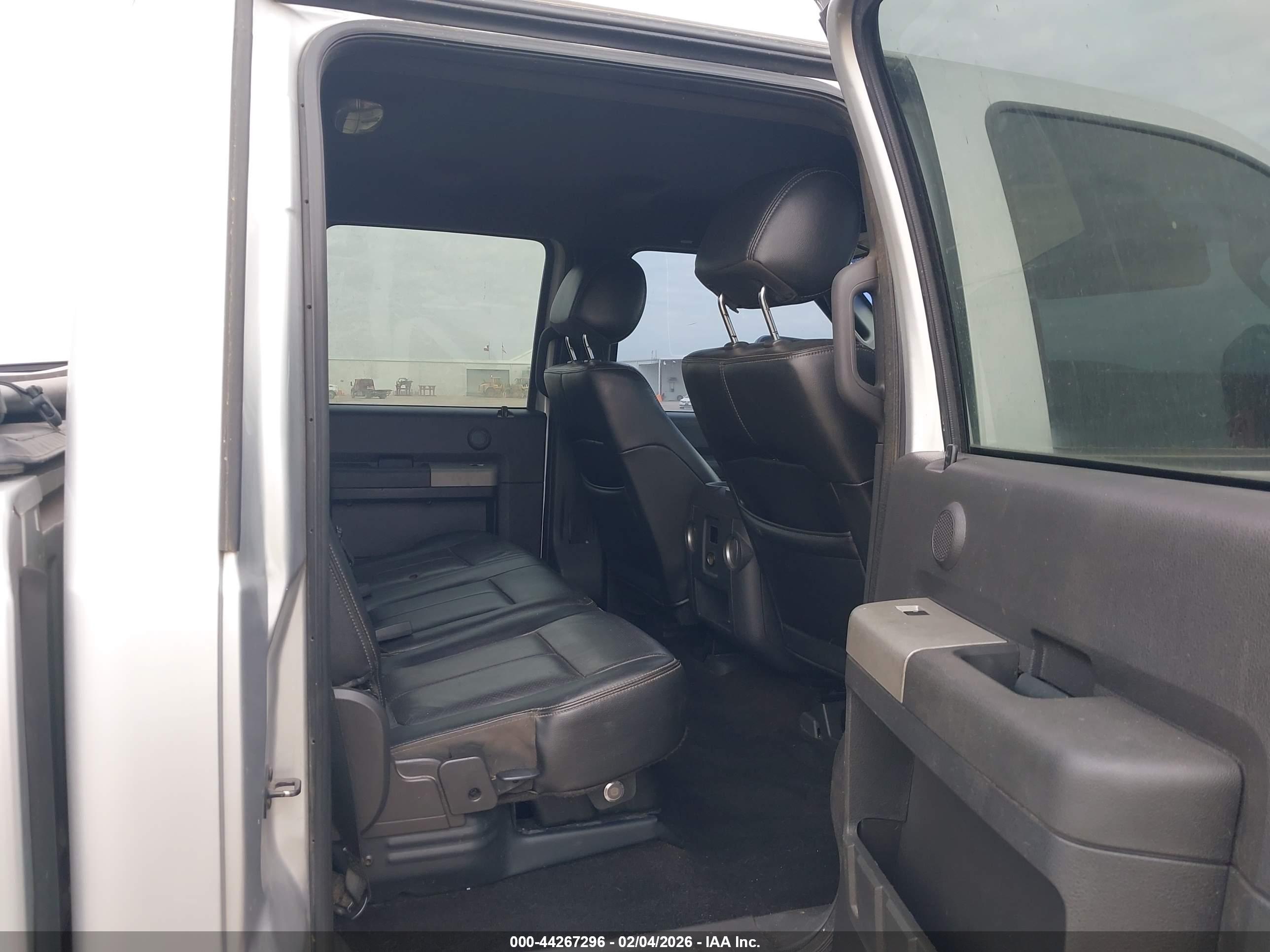 FORD F-250 image 8