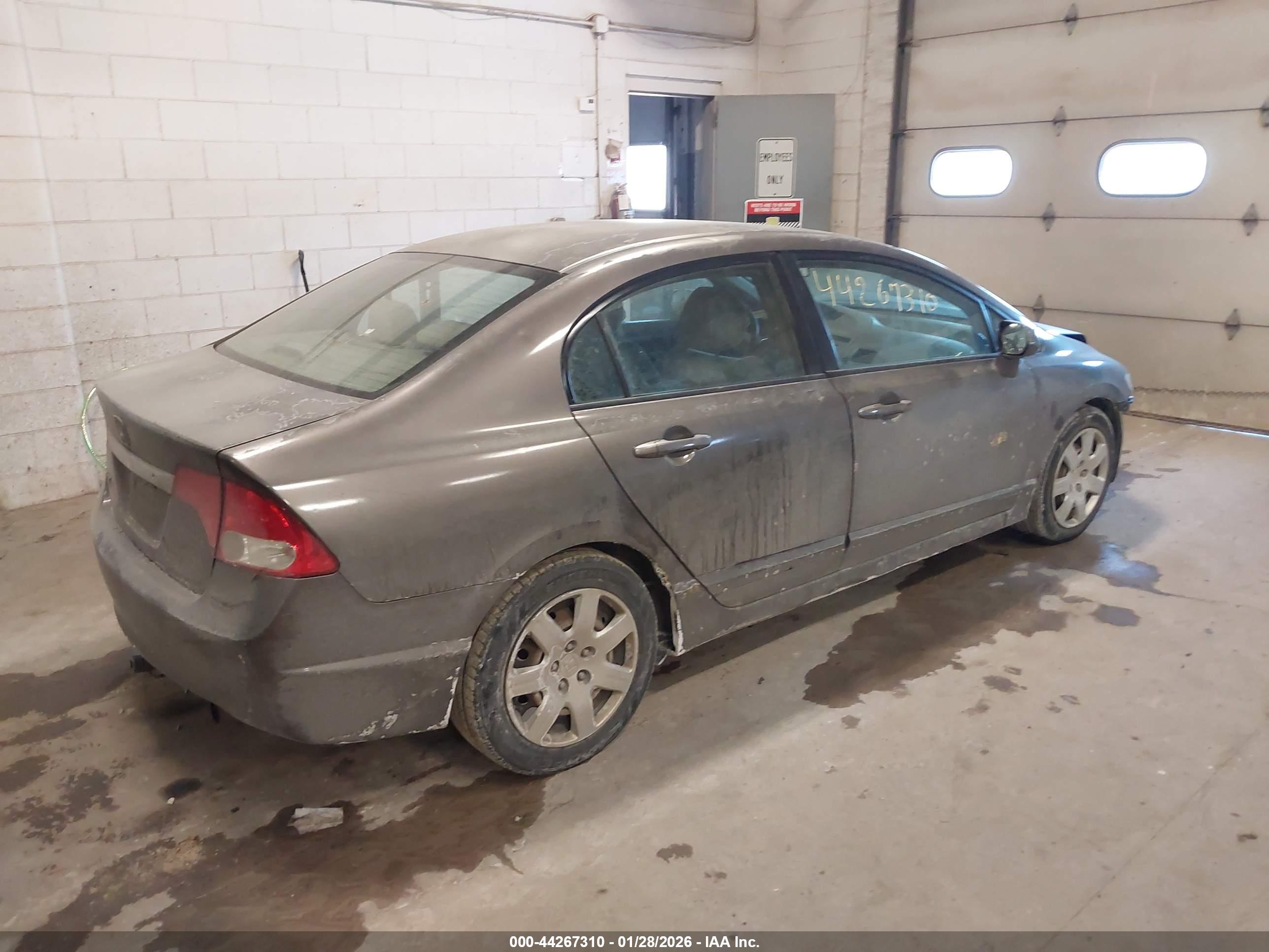 HONDA CIVIC image 4