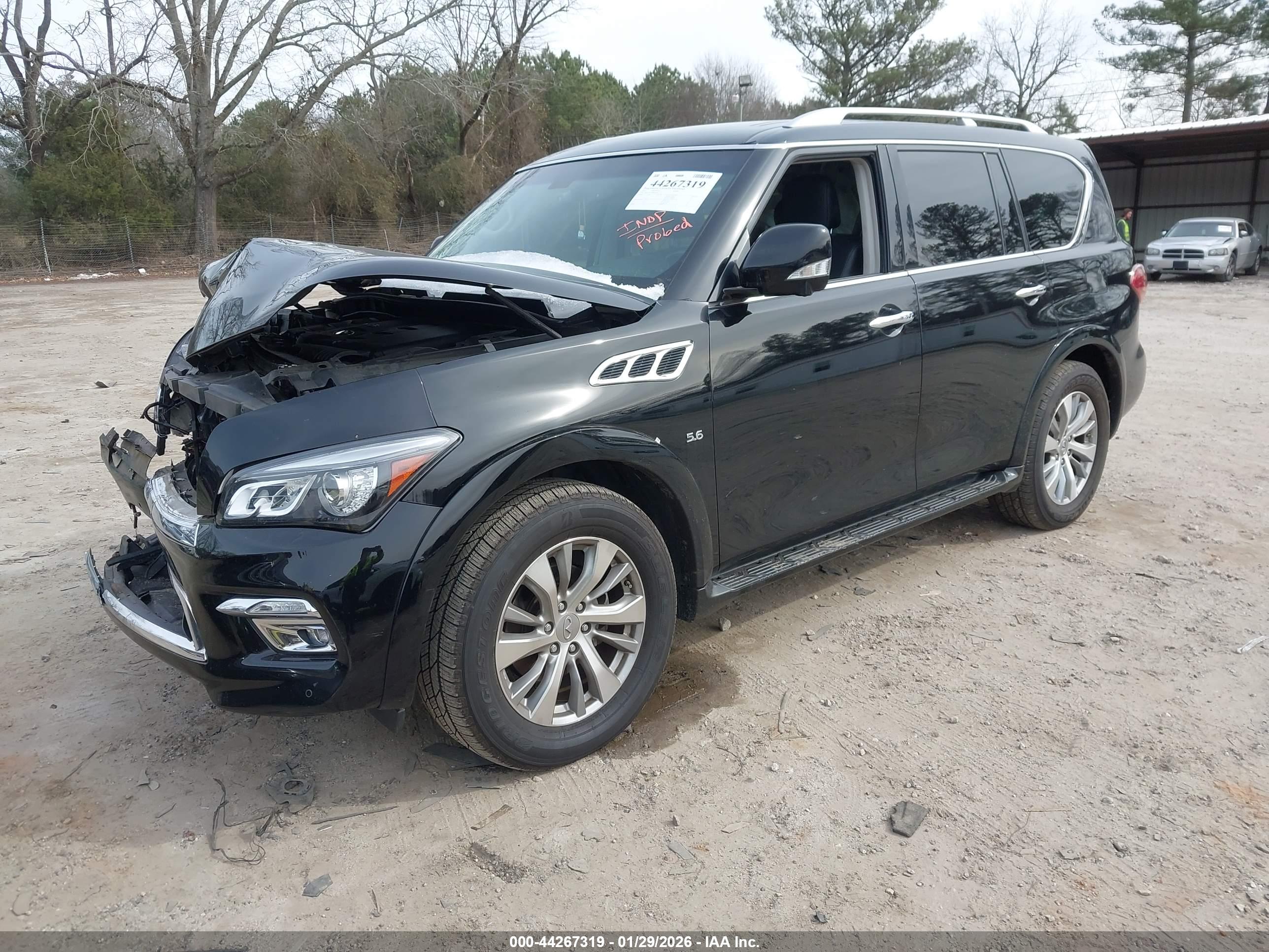 INFINITI QX80 image 2