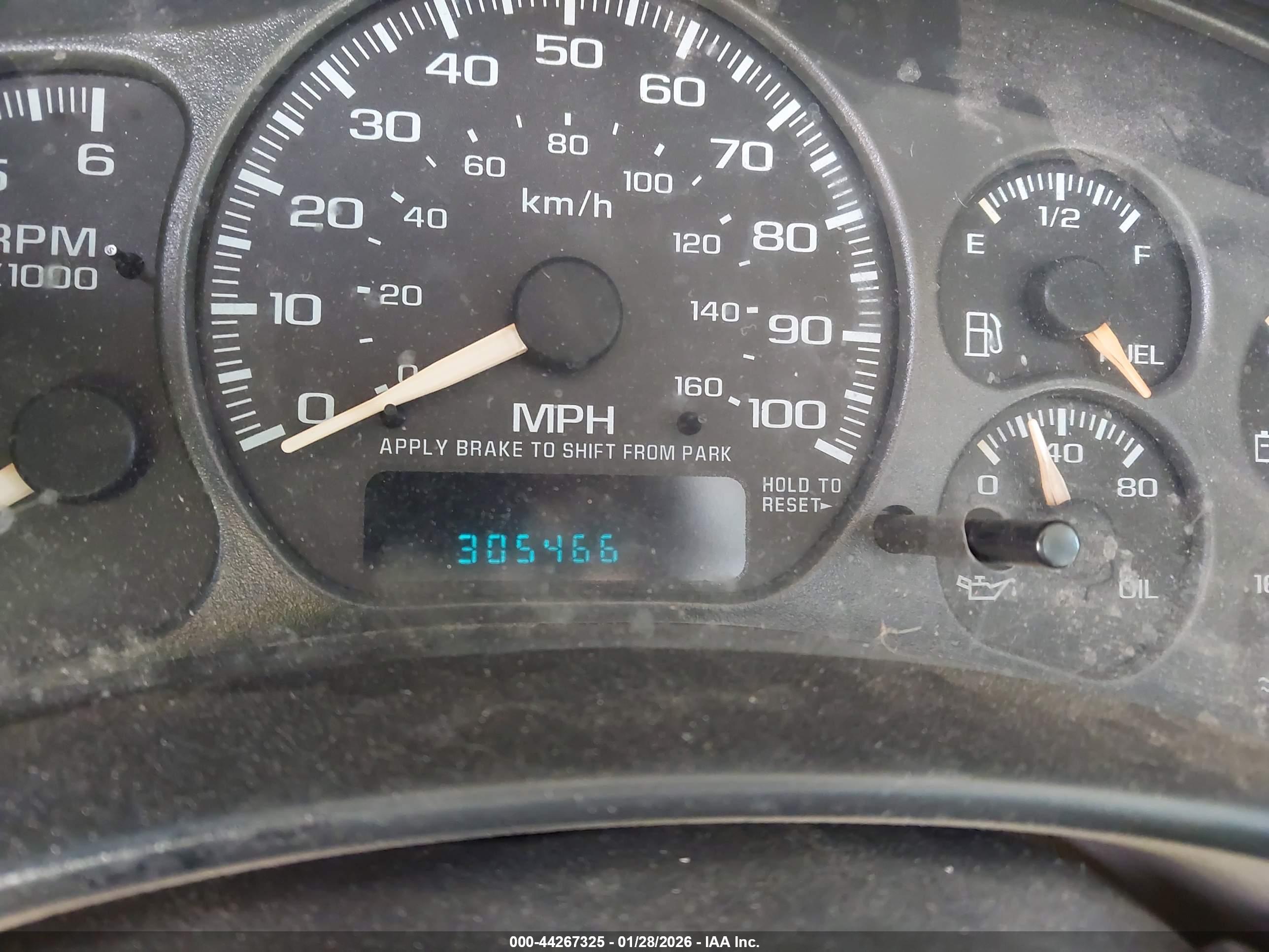 CHEVROLET TAHOE image 7