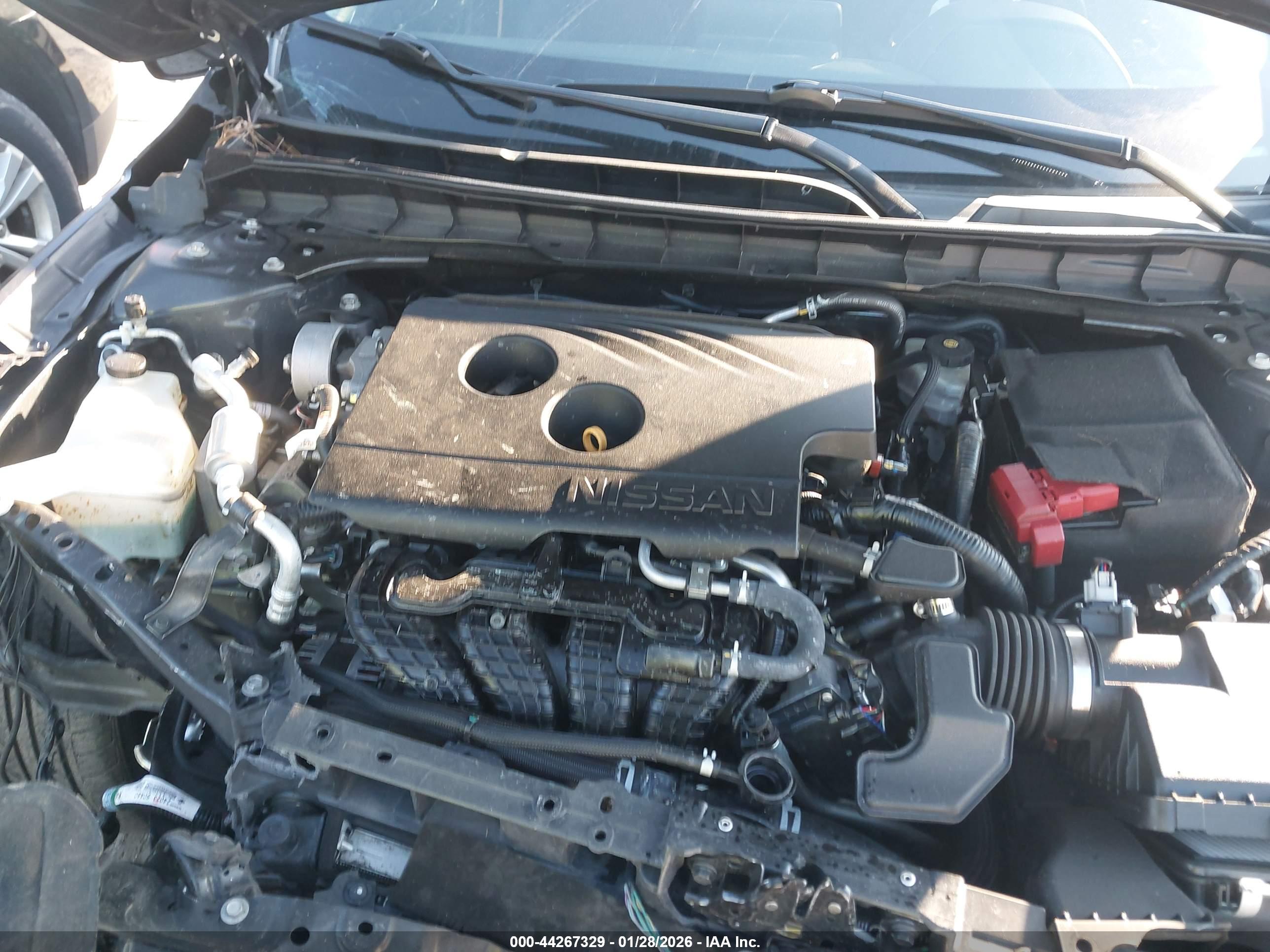 NISSAN ALTIMA image 10