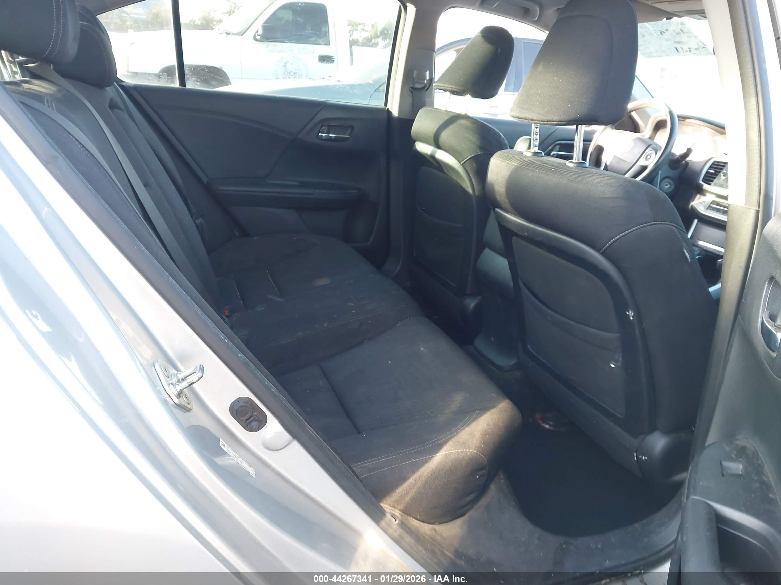 HONDA ACCORD image 8