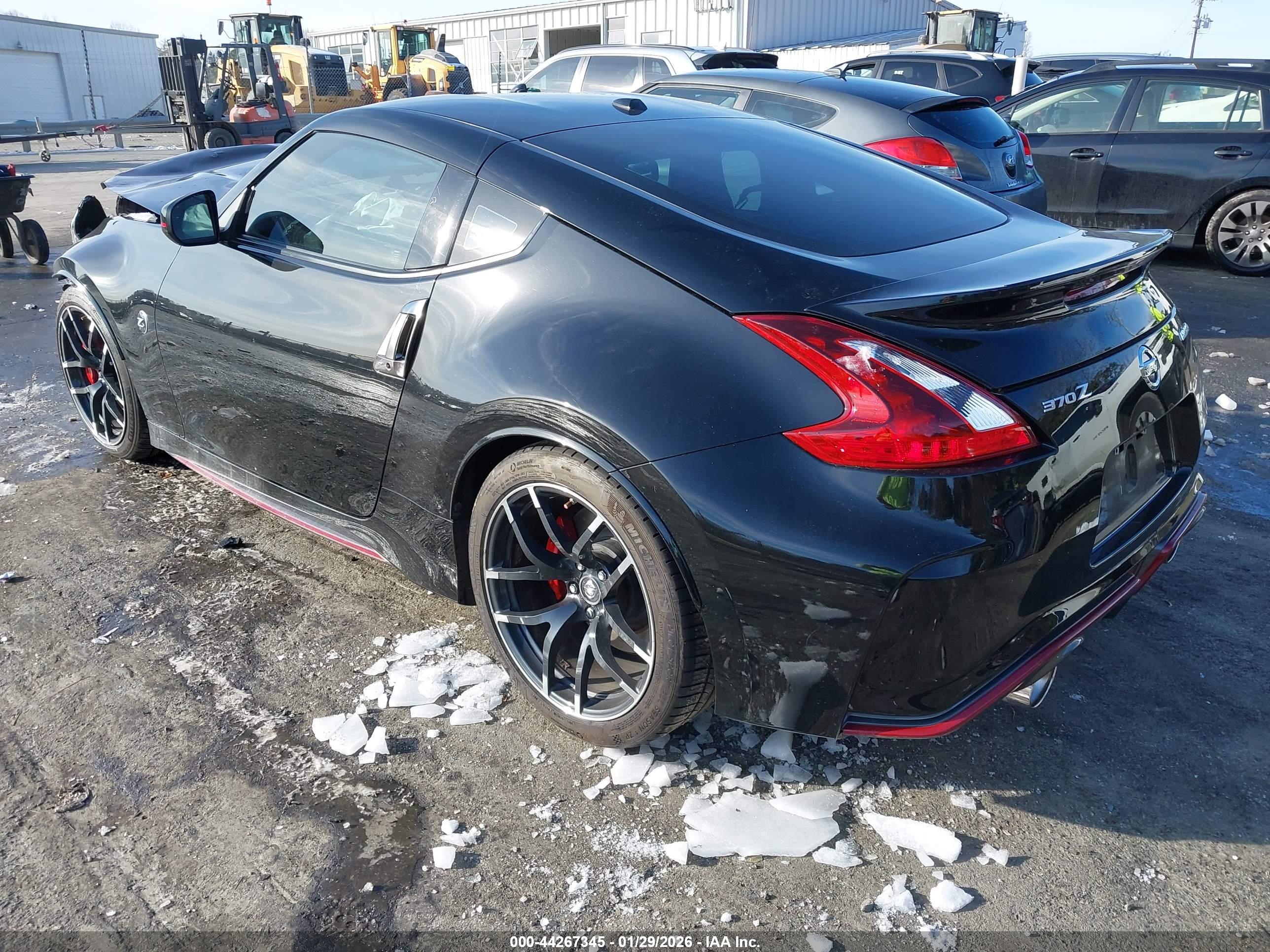 NISSAN 370Z image 3