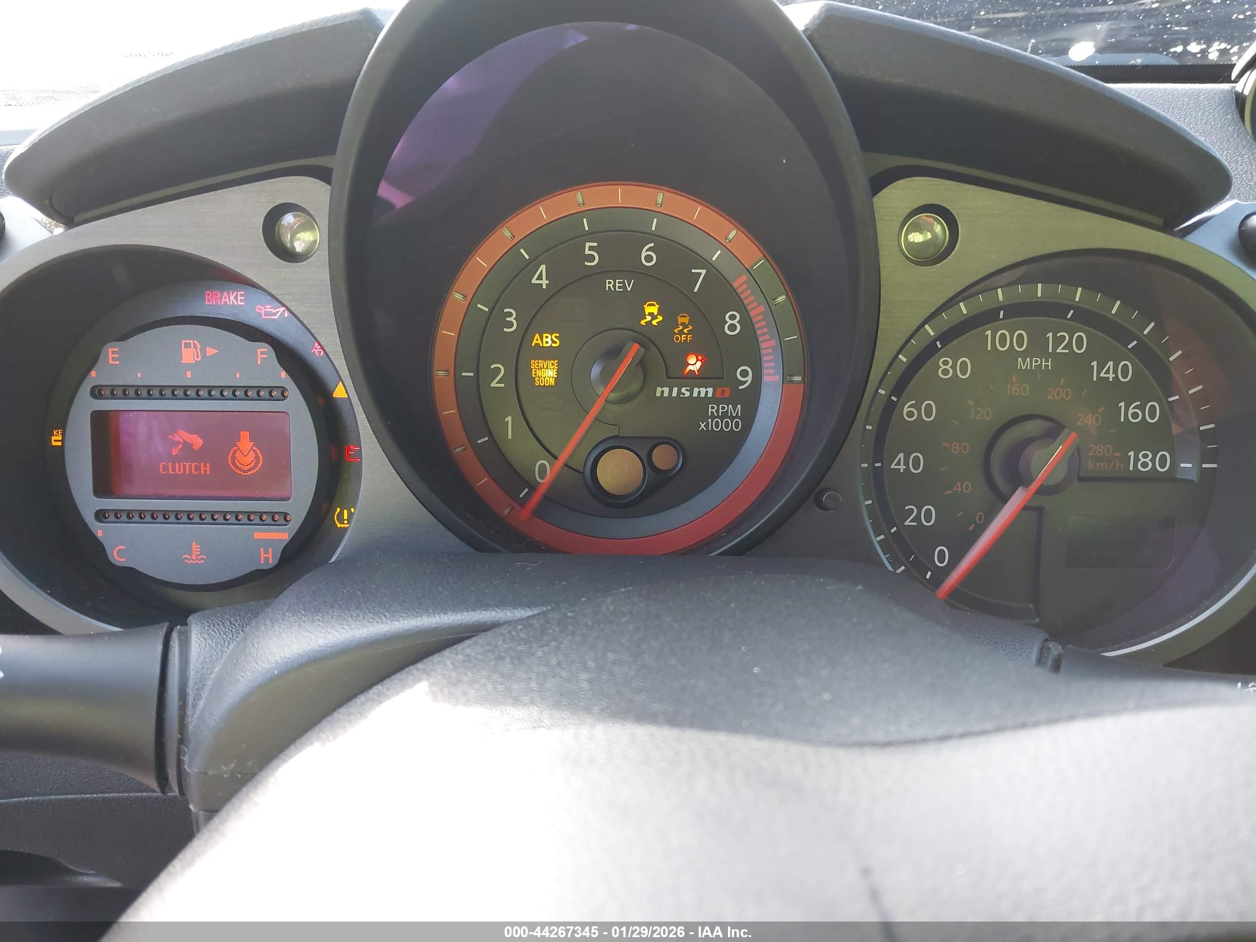 NISSAN 370Z image 7