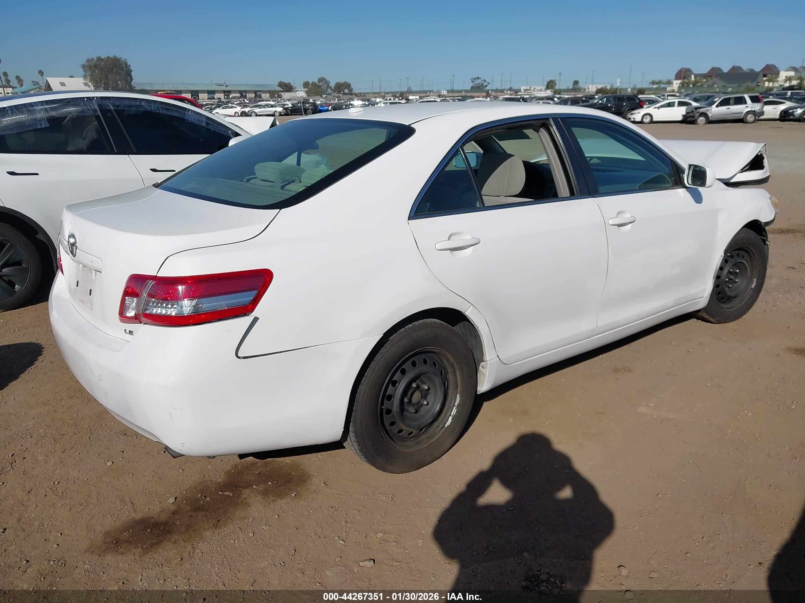 TOYOTA CAMRY image 4