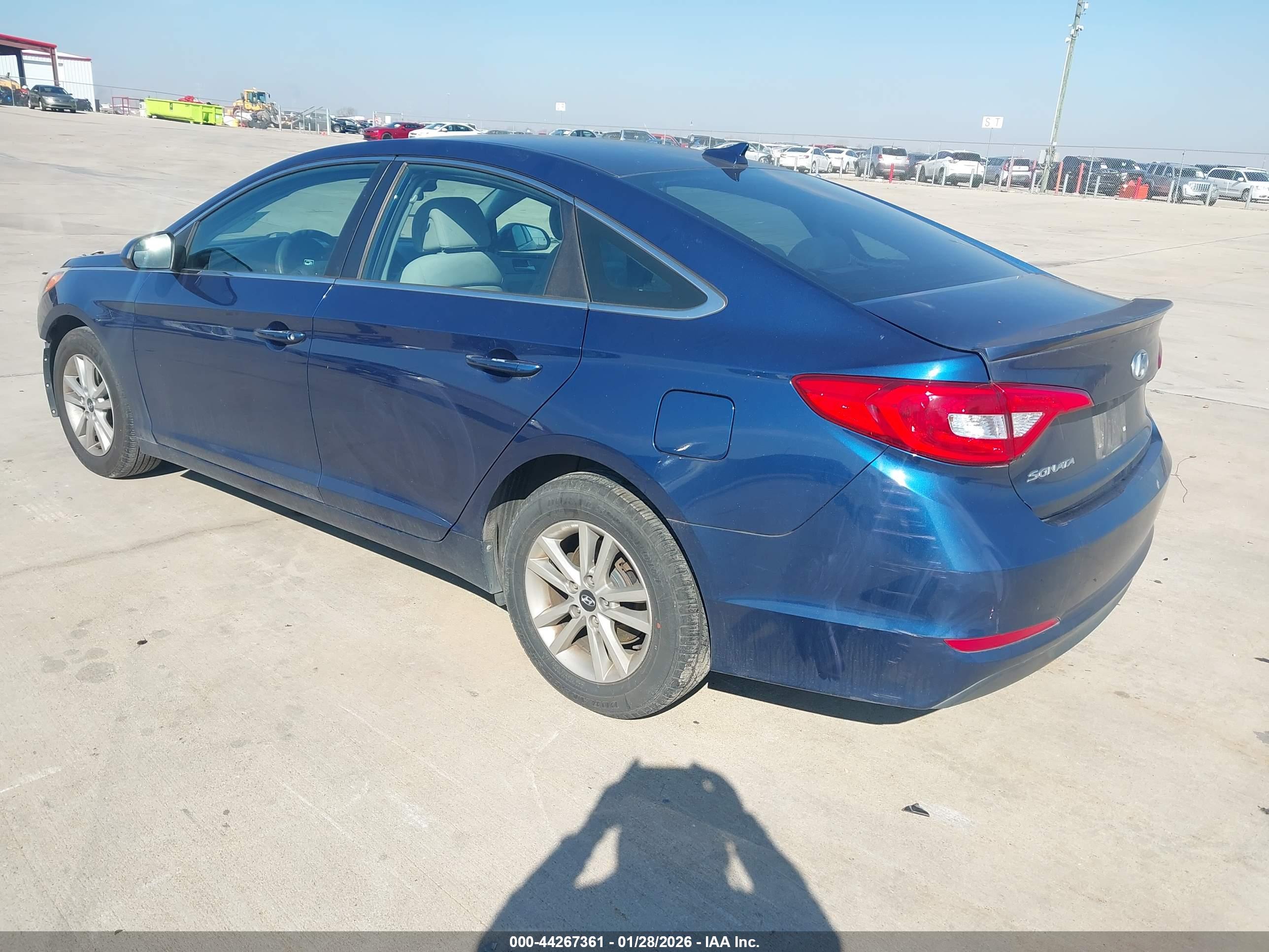 HYUNDAI SONATA image 3