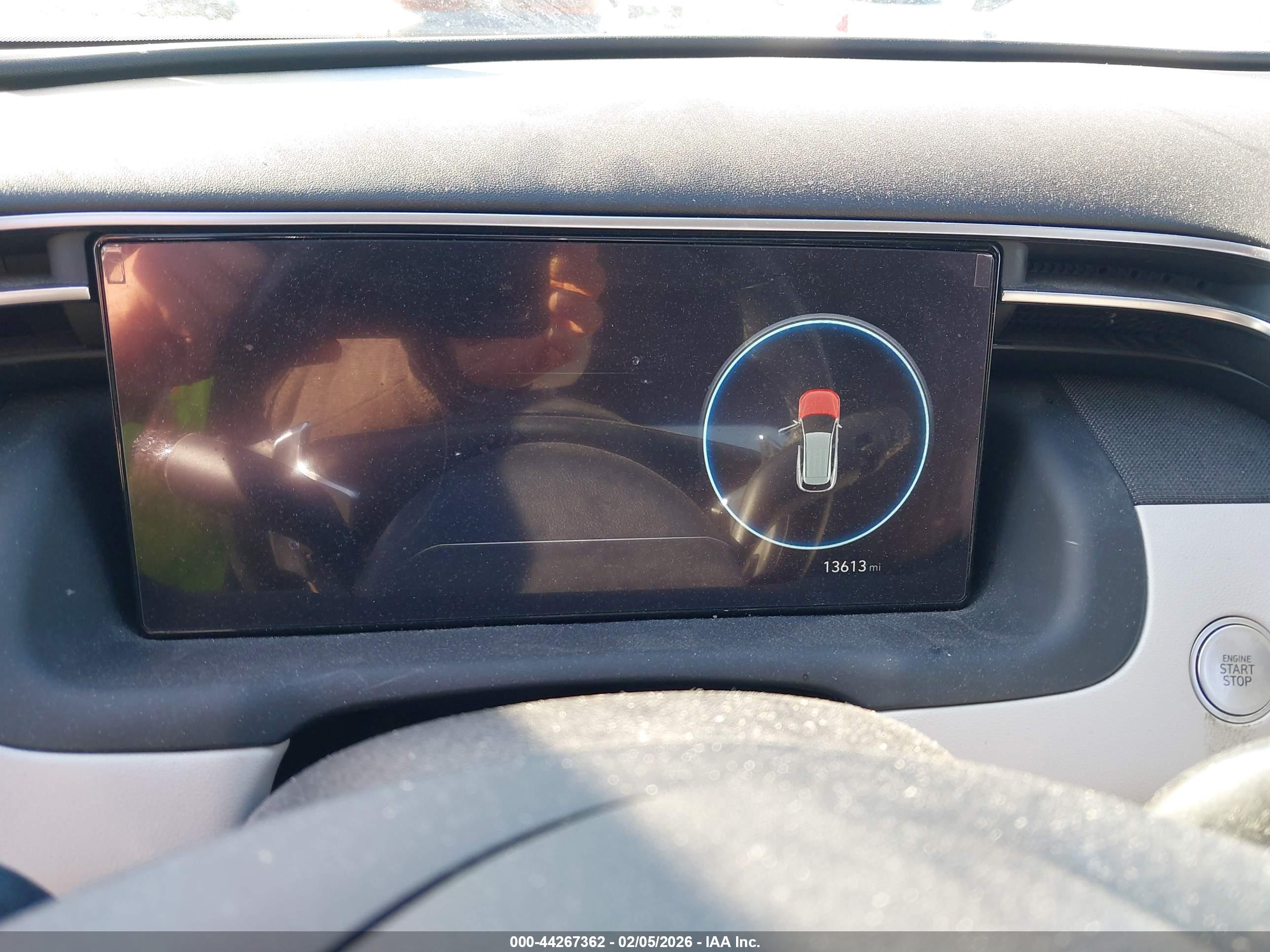 HYUNDAI TUCSON image 7