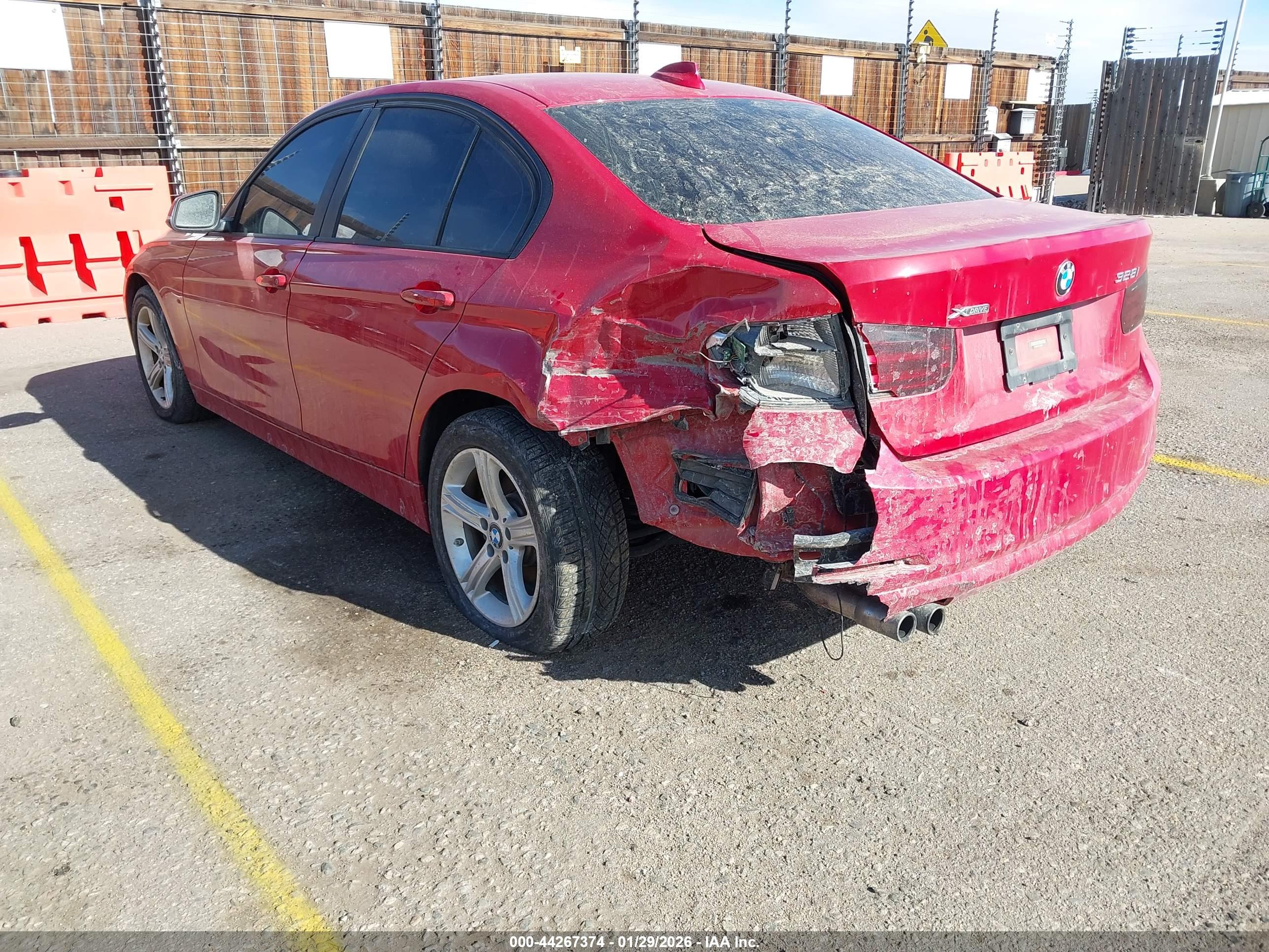 BMW 328I image 3
