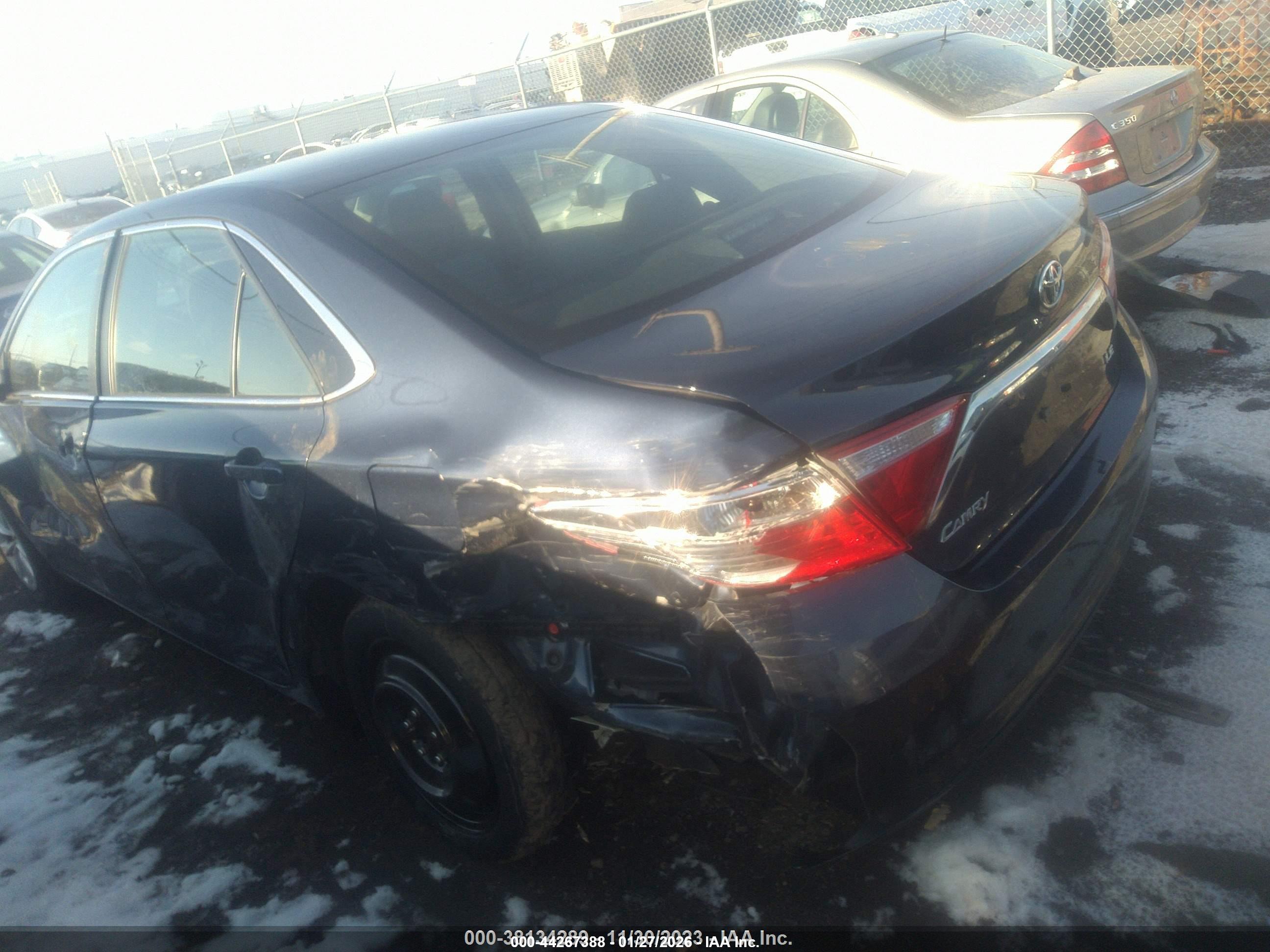 TOYOTA CAMRY image 3