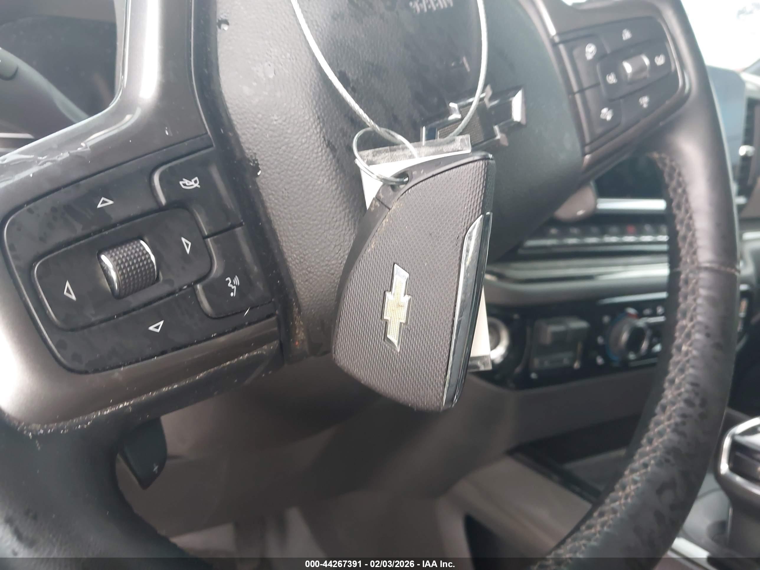 CHEVROLET SILVERADO image 11