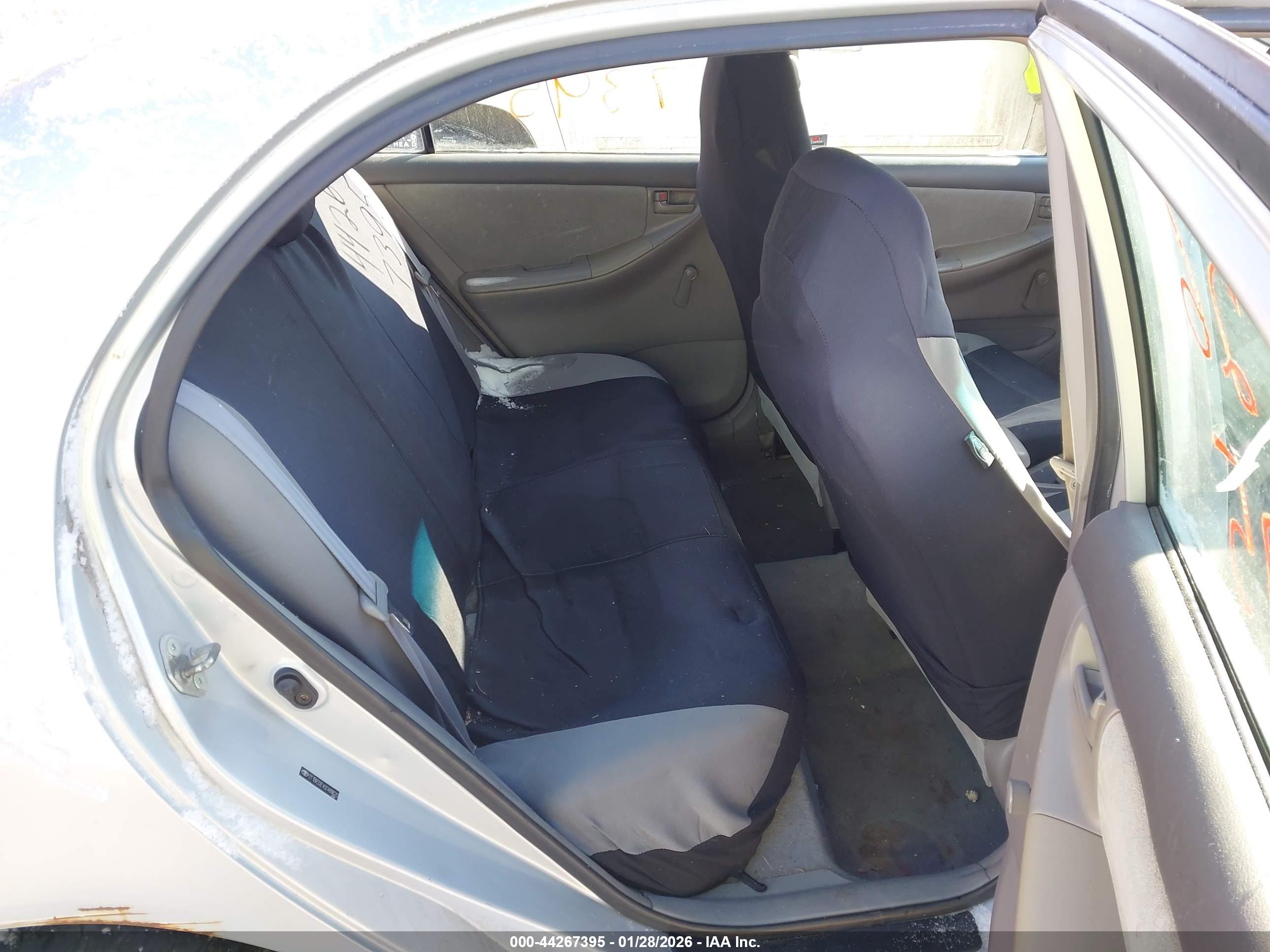 TOYOTA COROLLA image 8