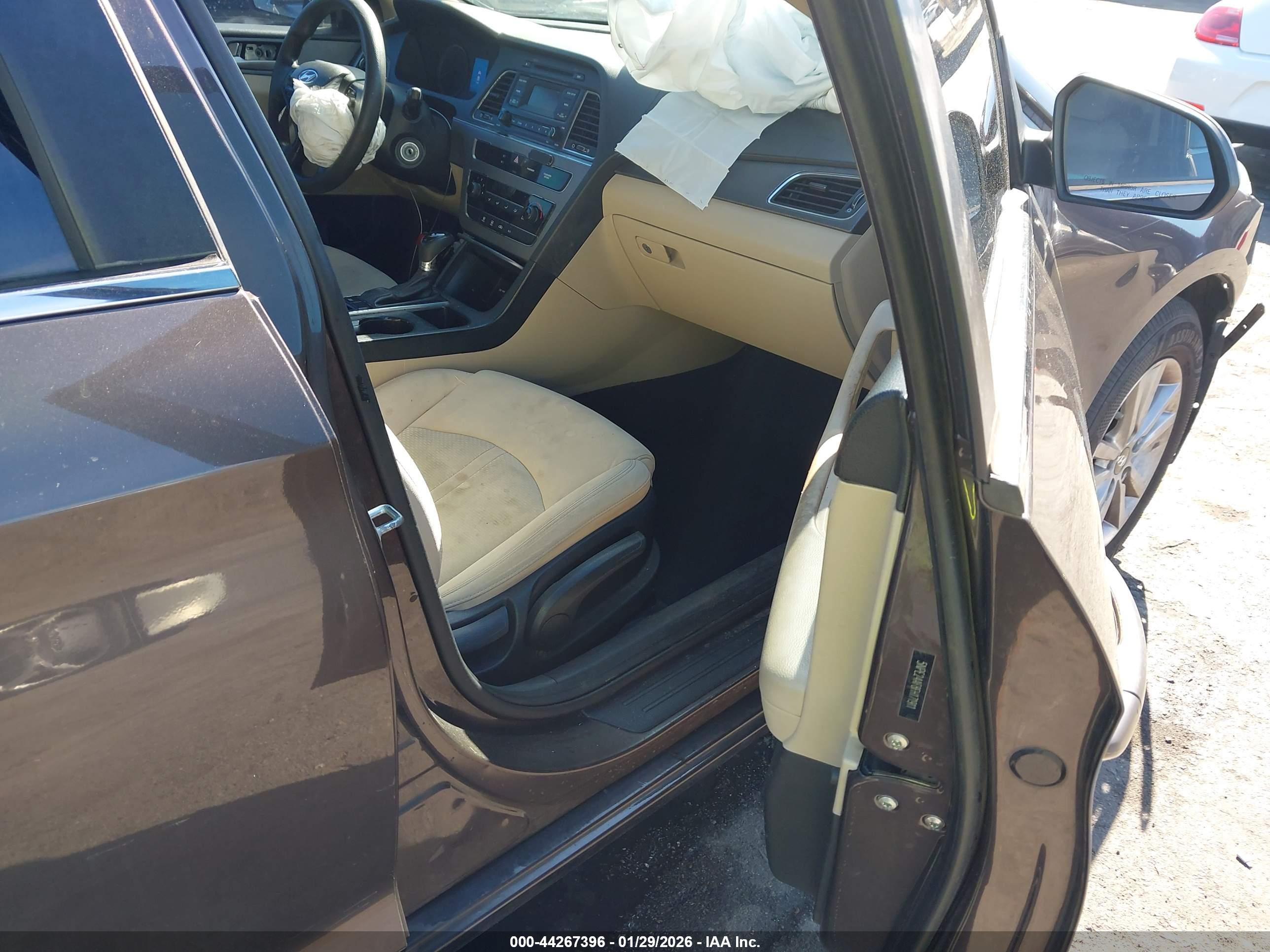 HYUNDAI SONATA image 5