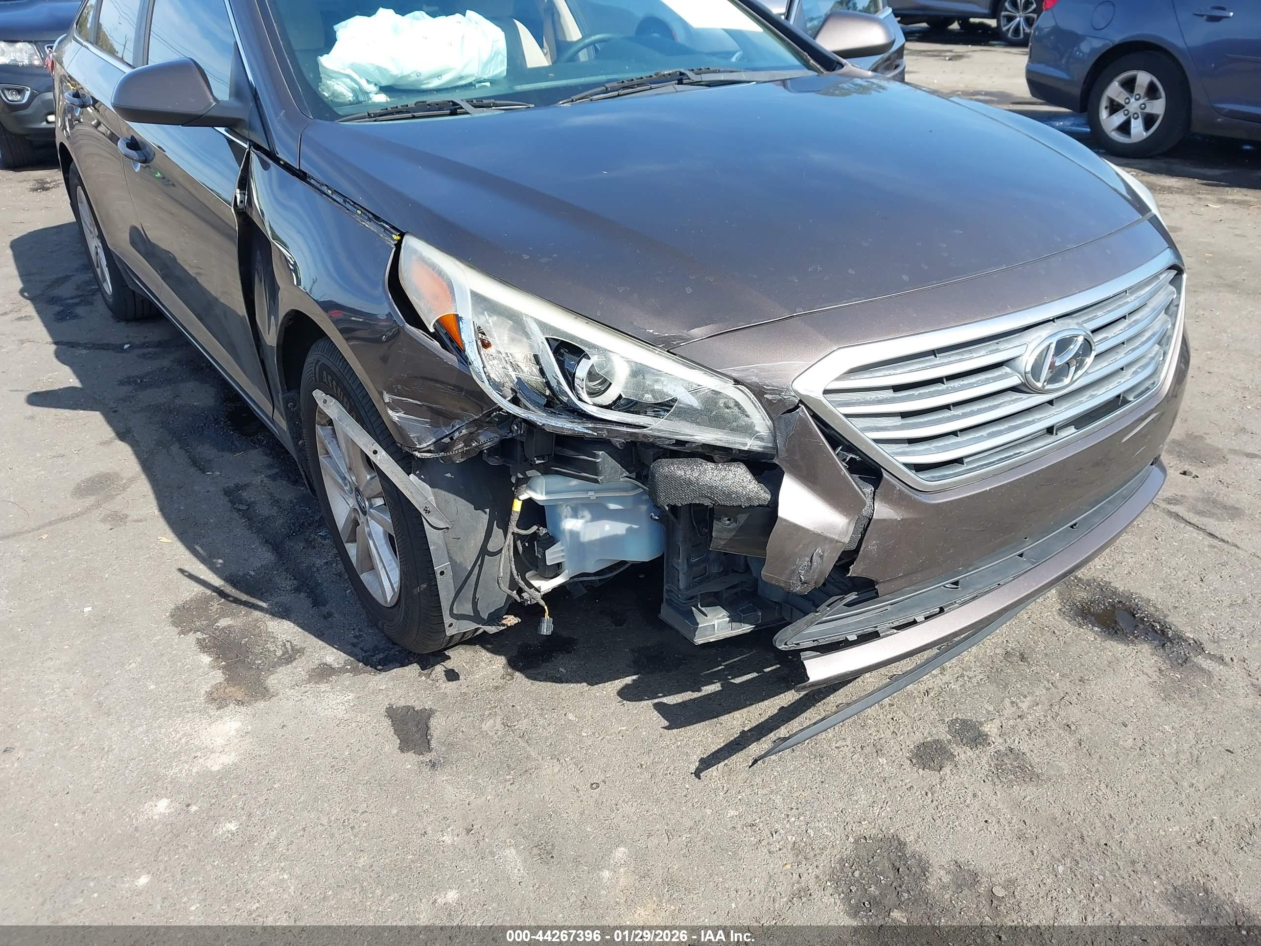 HYUNDAI SONATA image 6