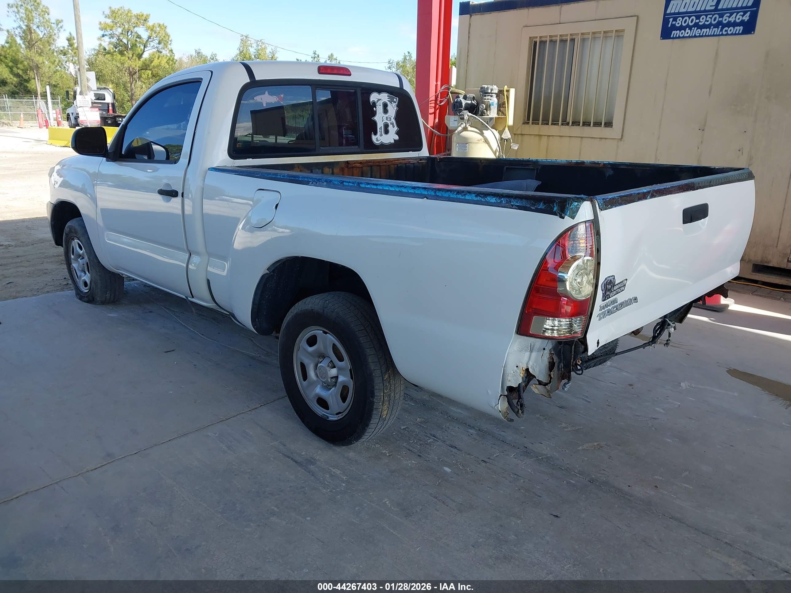 TOYOTA TACOMA image 3