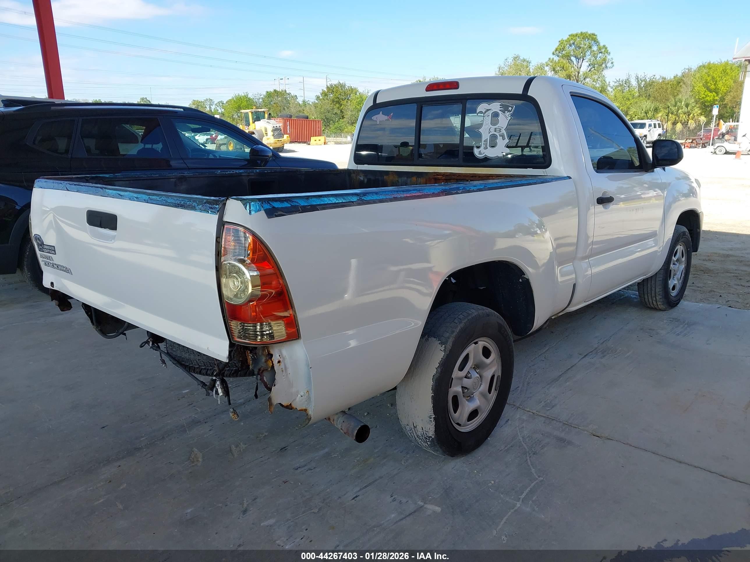 TOYOTA TACOMA image 4