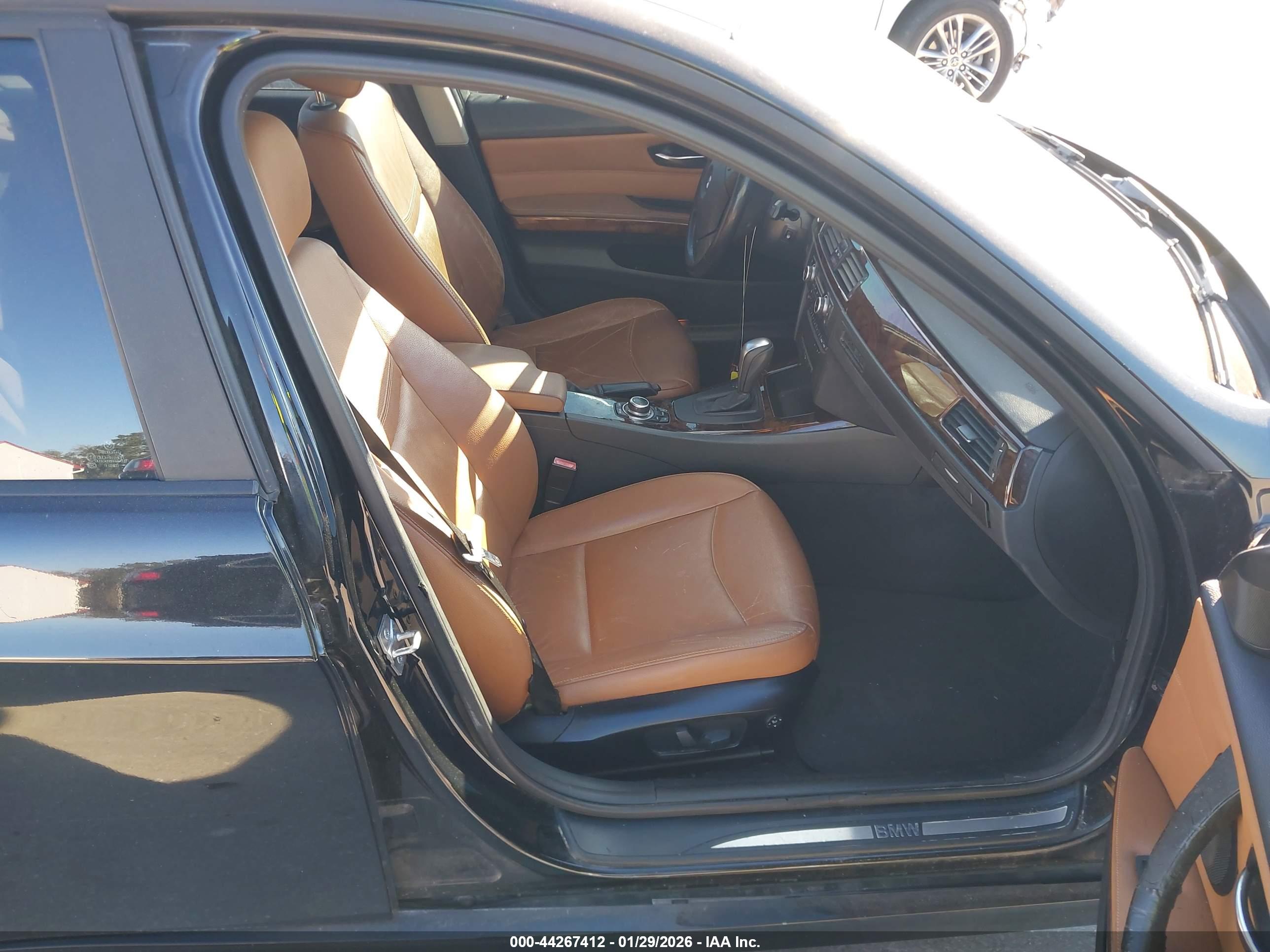 BMW 328I image 5