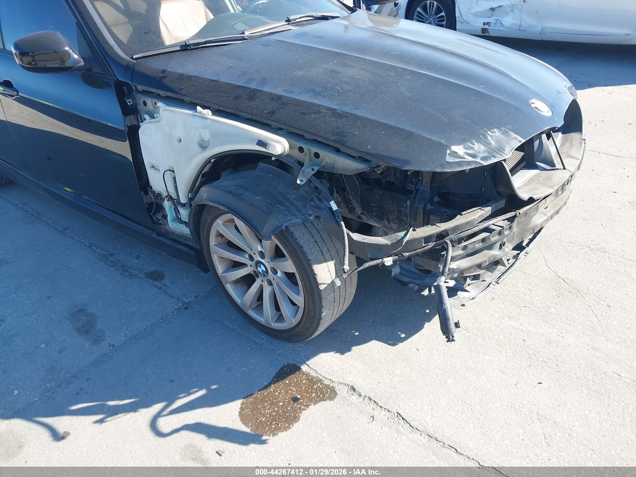 BMW 328I image 6