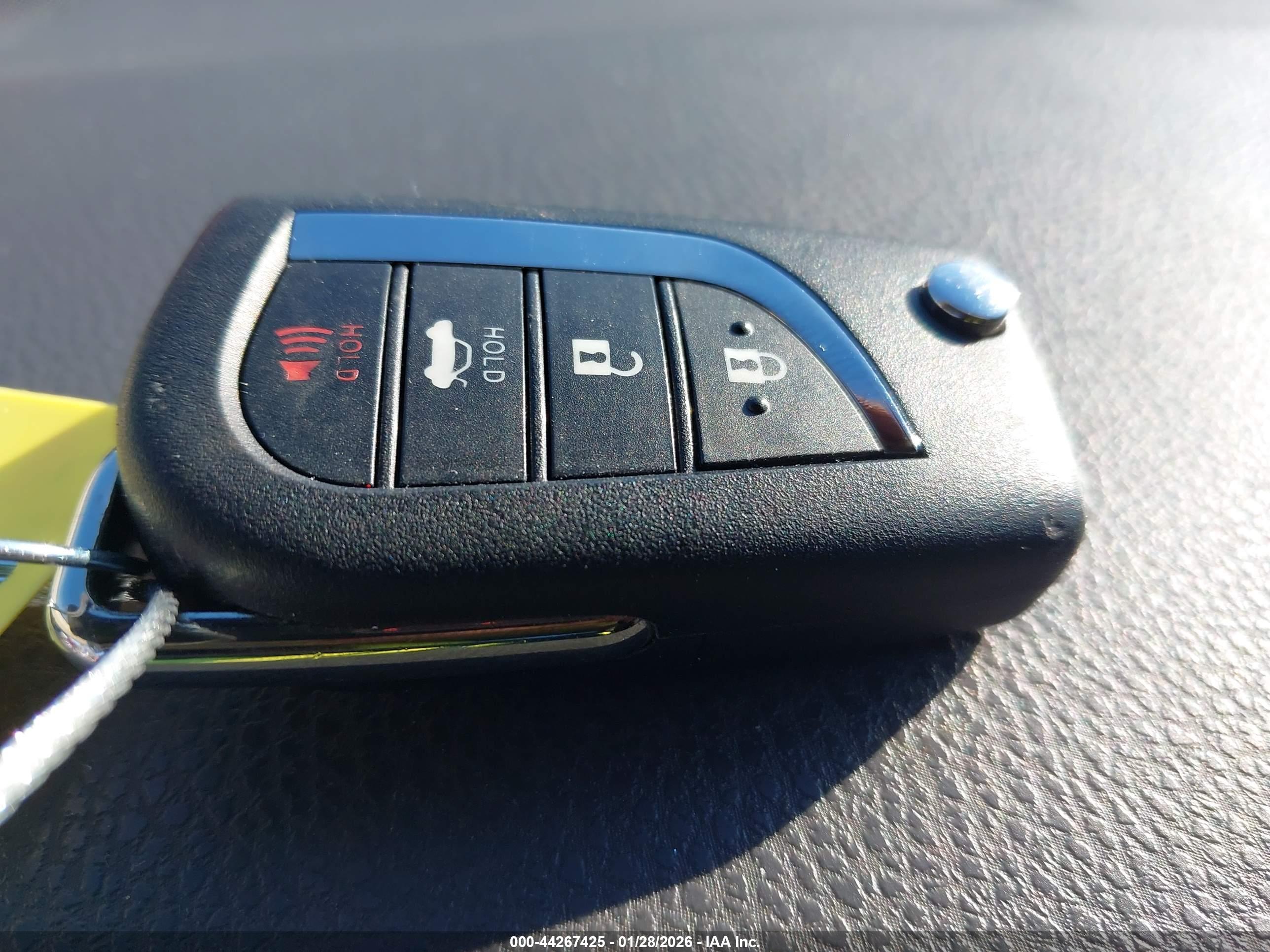TOYOTA CAMRY image 11
