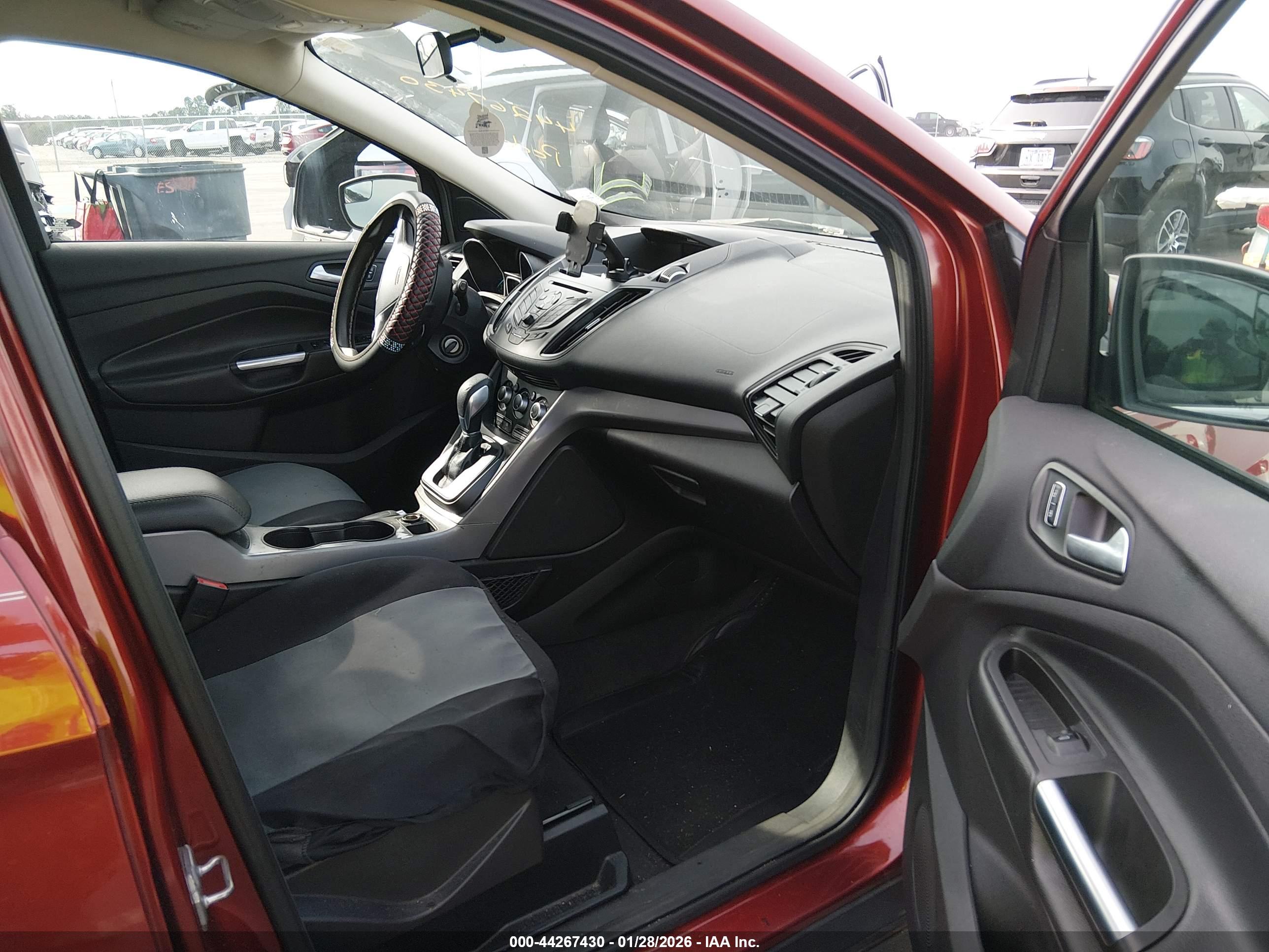 FORD ESCAPE image 5