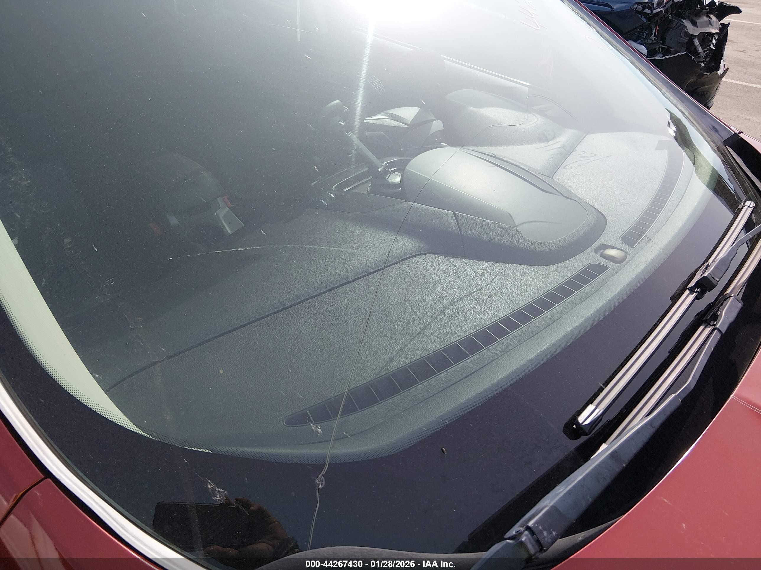 FORD ESCAPE image 6