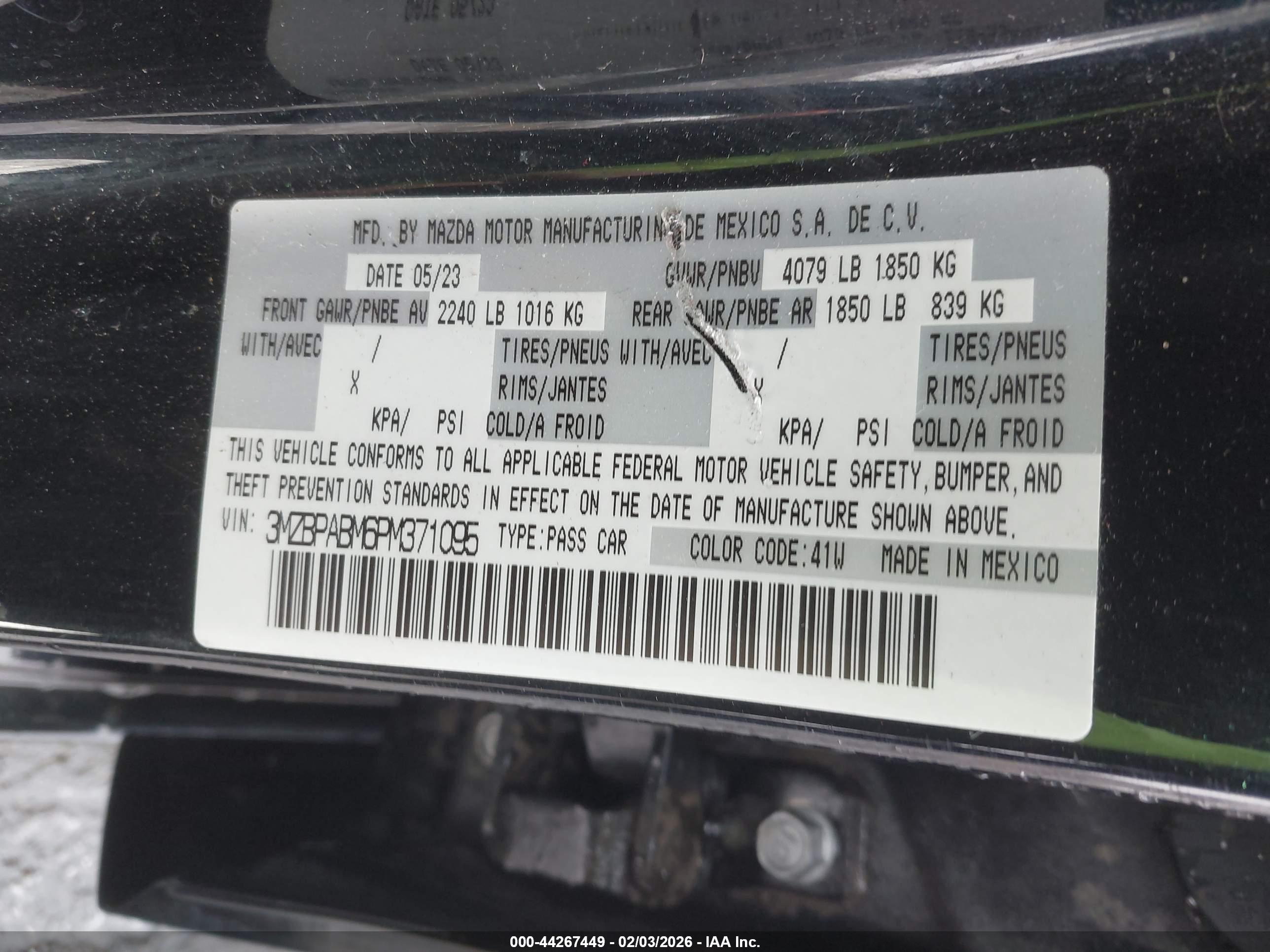 MAZDA MAZDA3 image 9