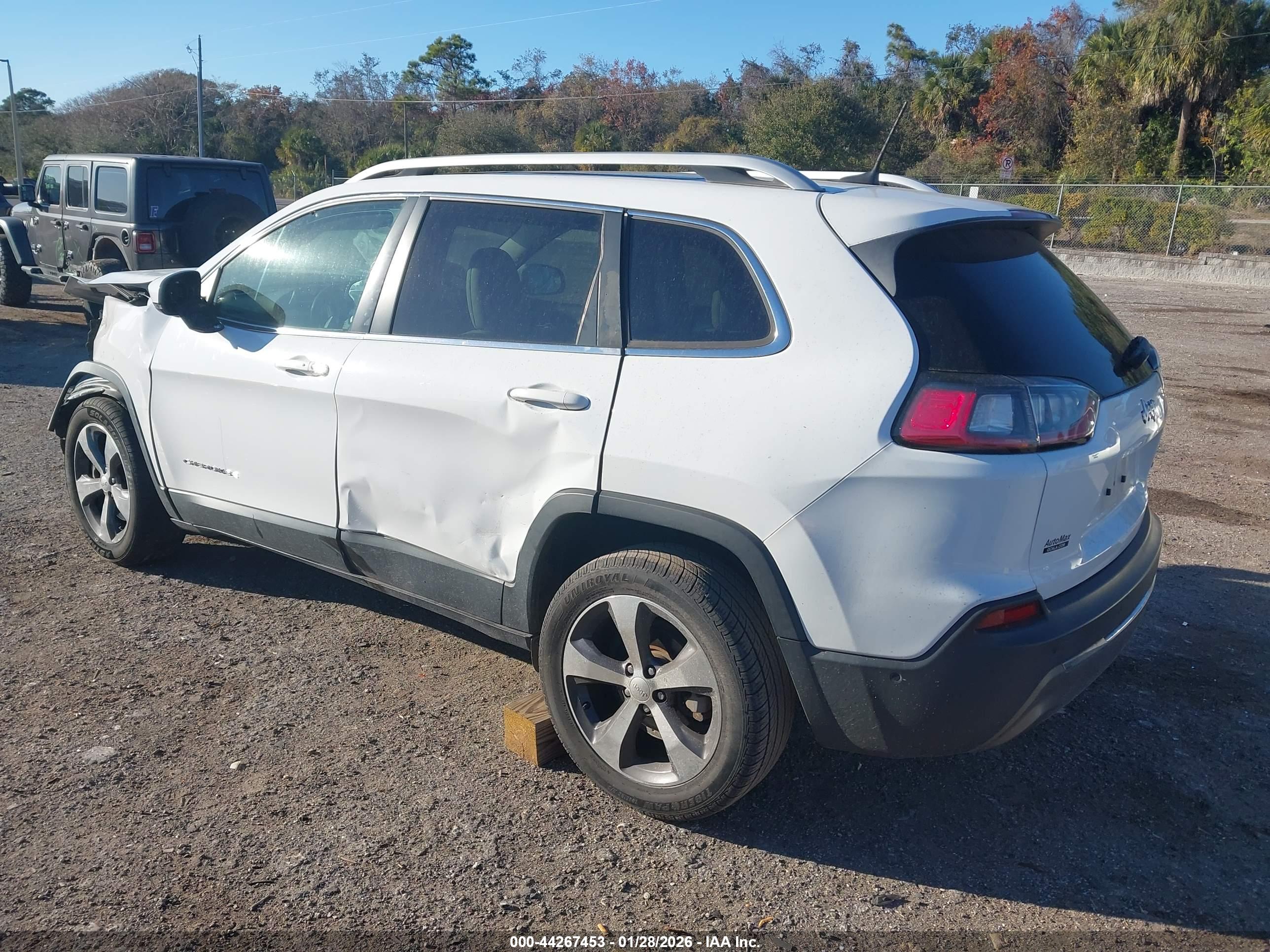 JEEP CHEROKEE image 3