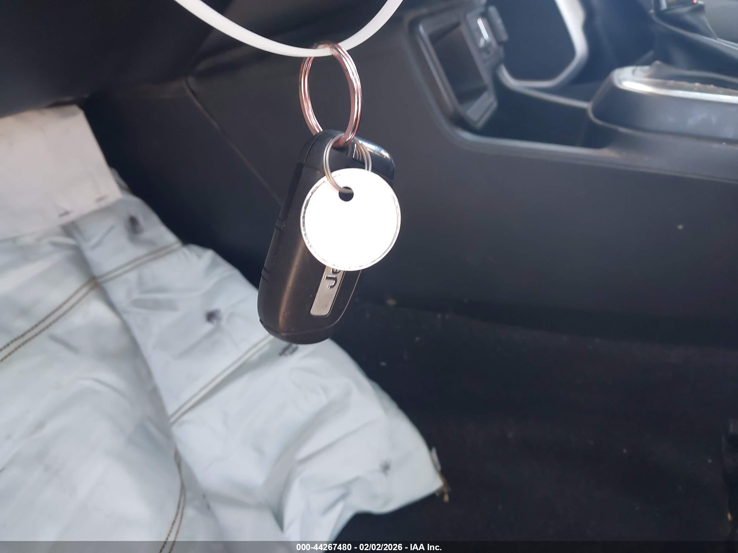 JEEP RENEGADE image 11