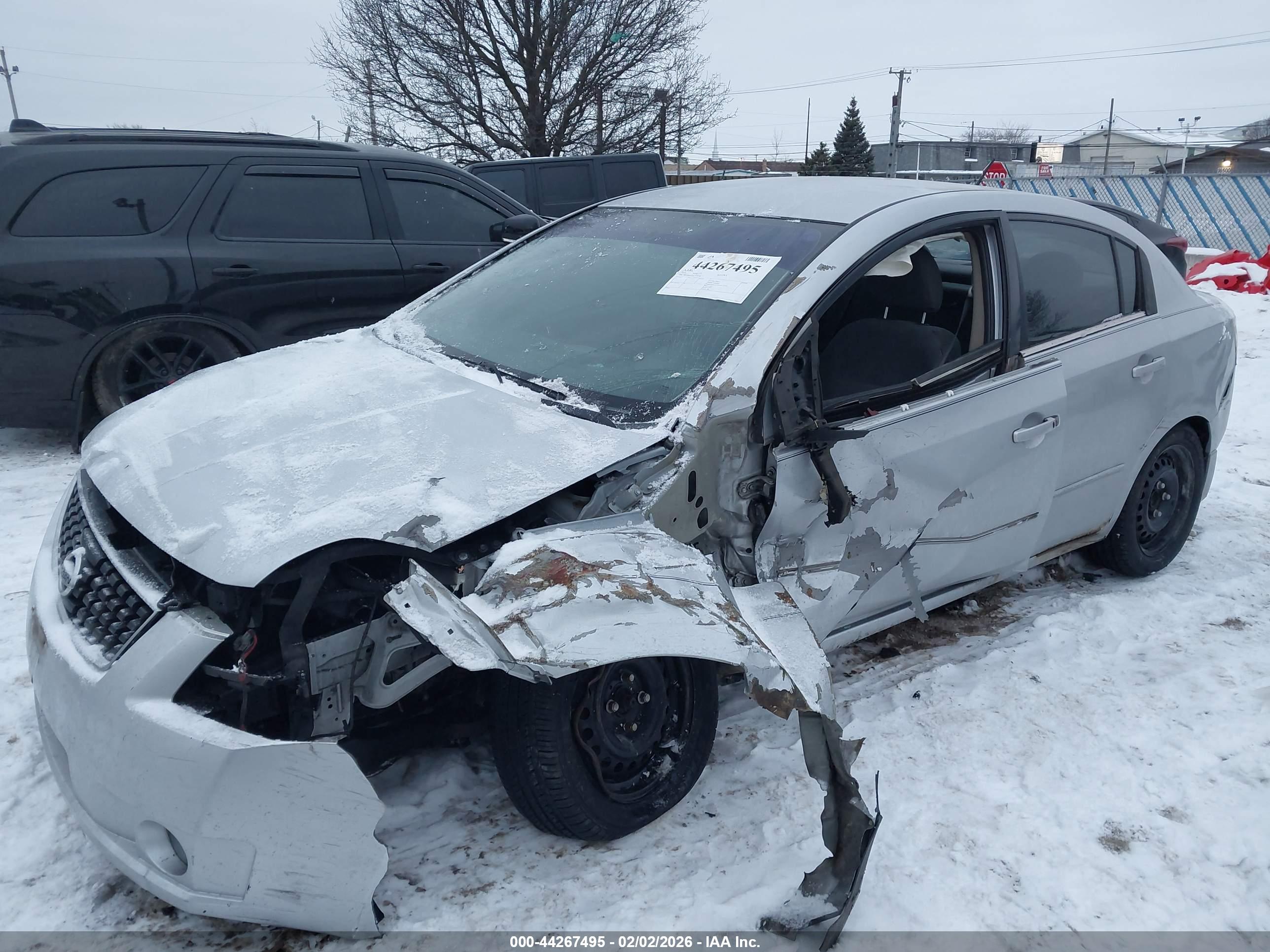 NISSAN SENTRA image 2