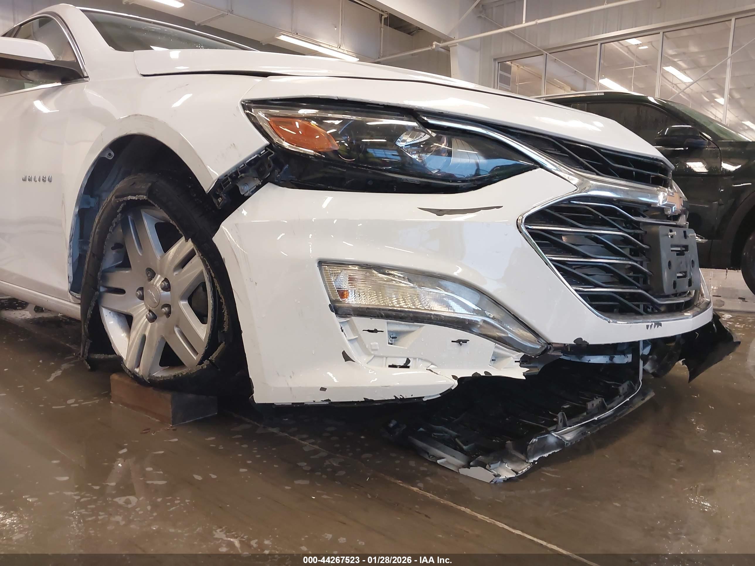 CHEVROLET MALIBU image 6