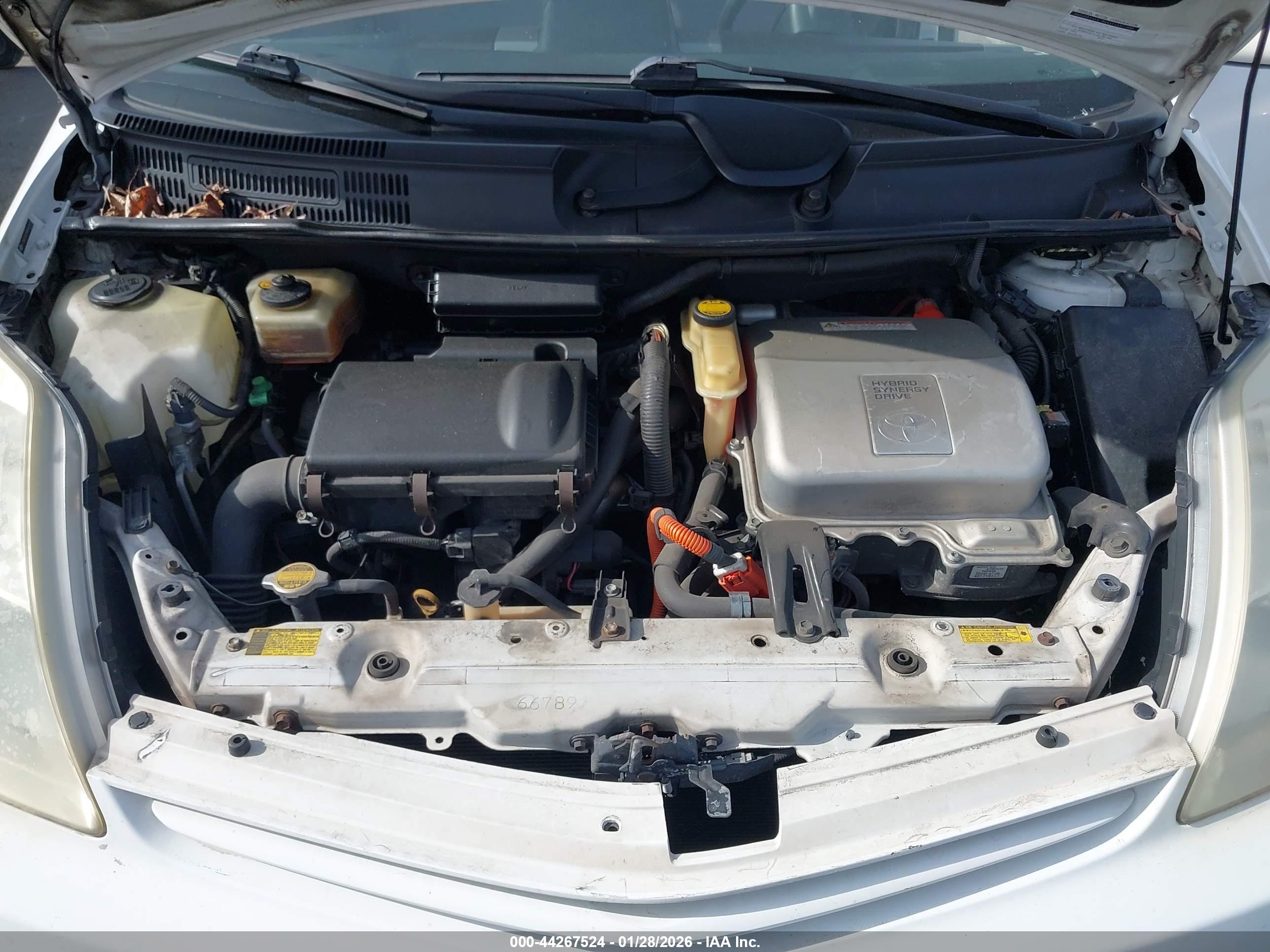 TOYOTA PRIUS image 10