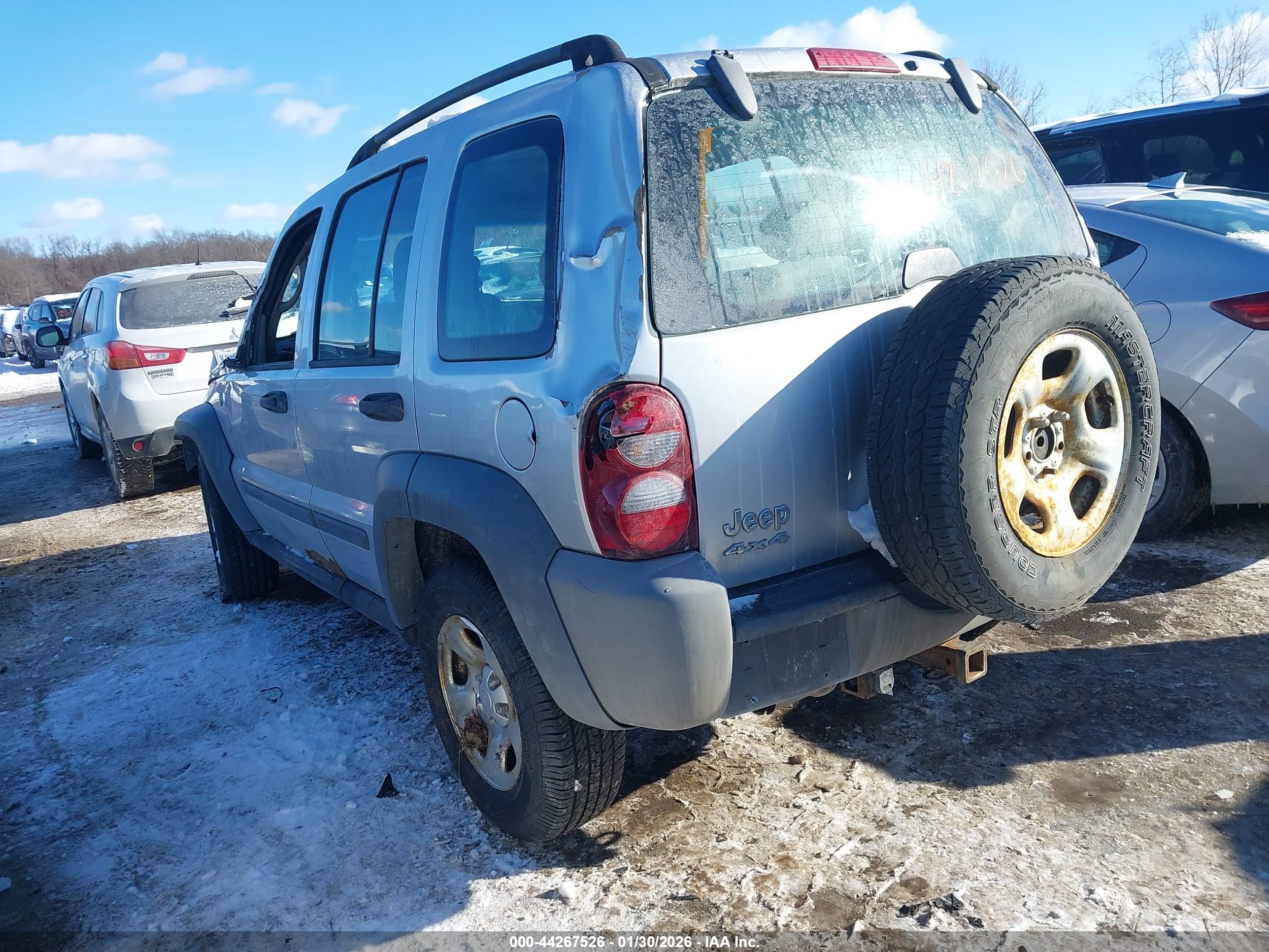 JEEP LIBERTY image 3