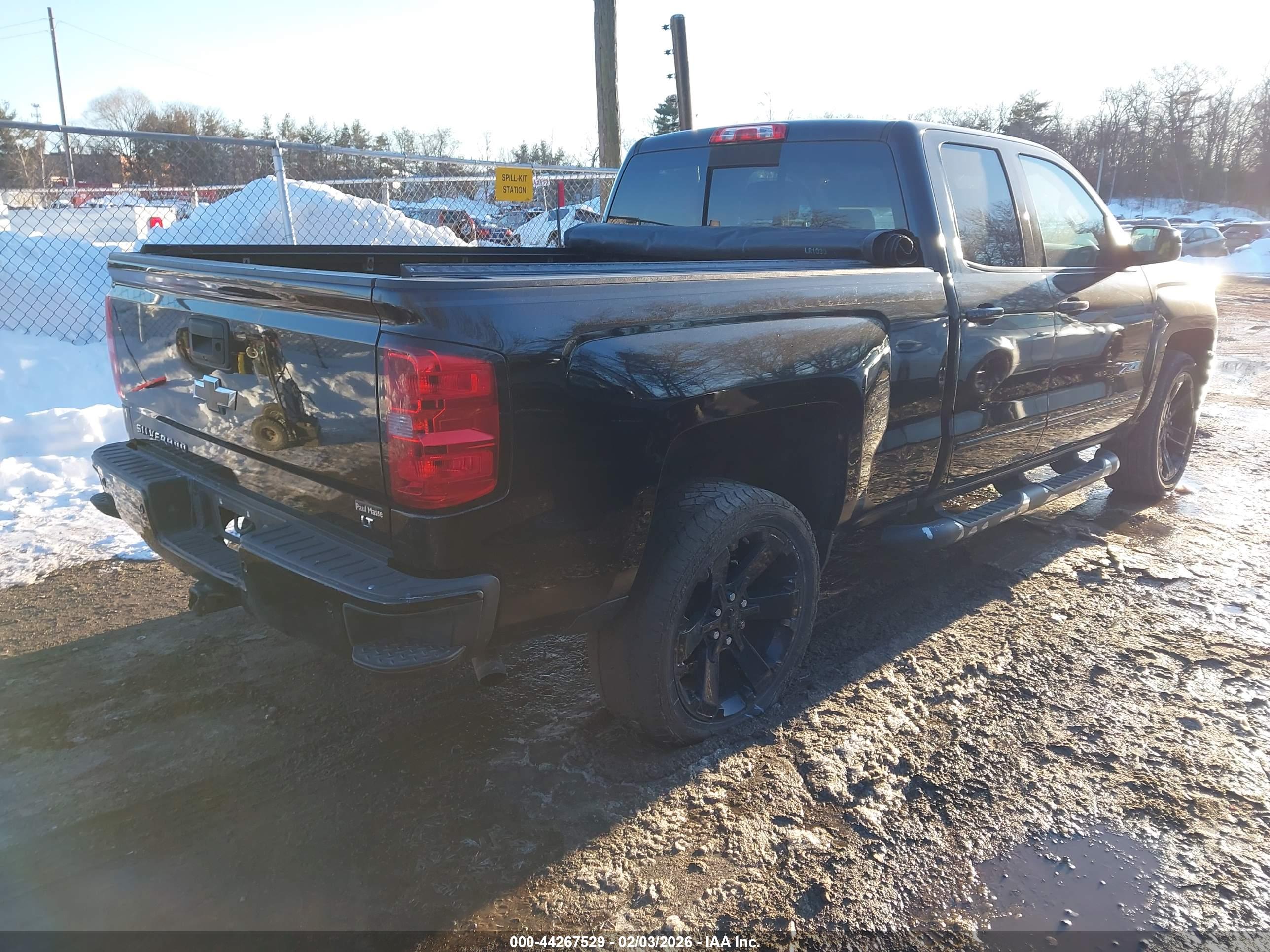 CHEVROLET SILVERADO image 4