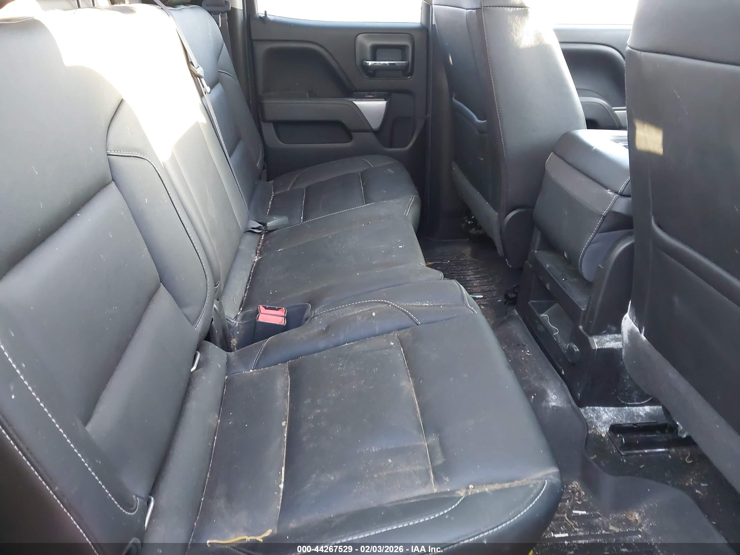 CHEVROLET SILVERADO image 8