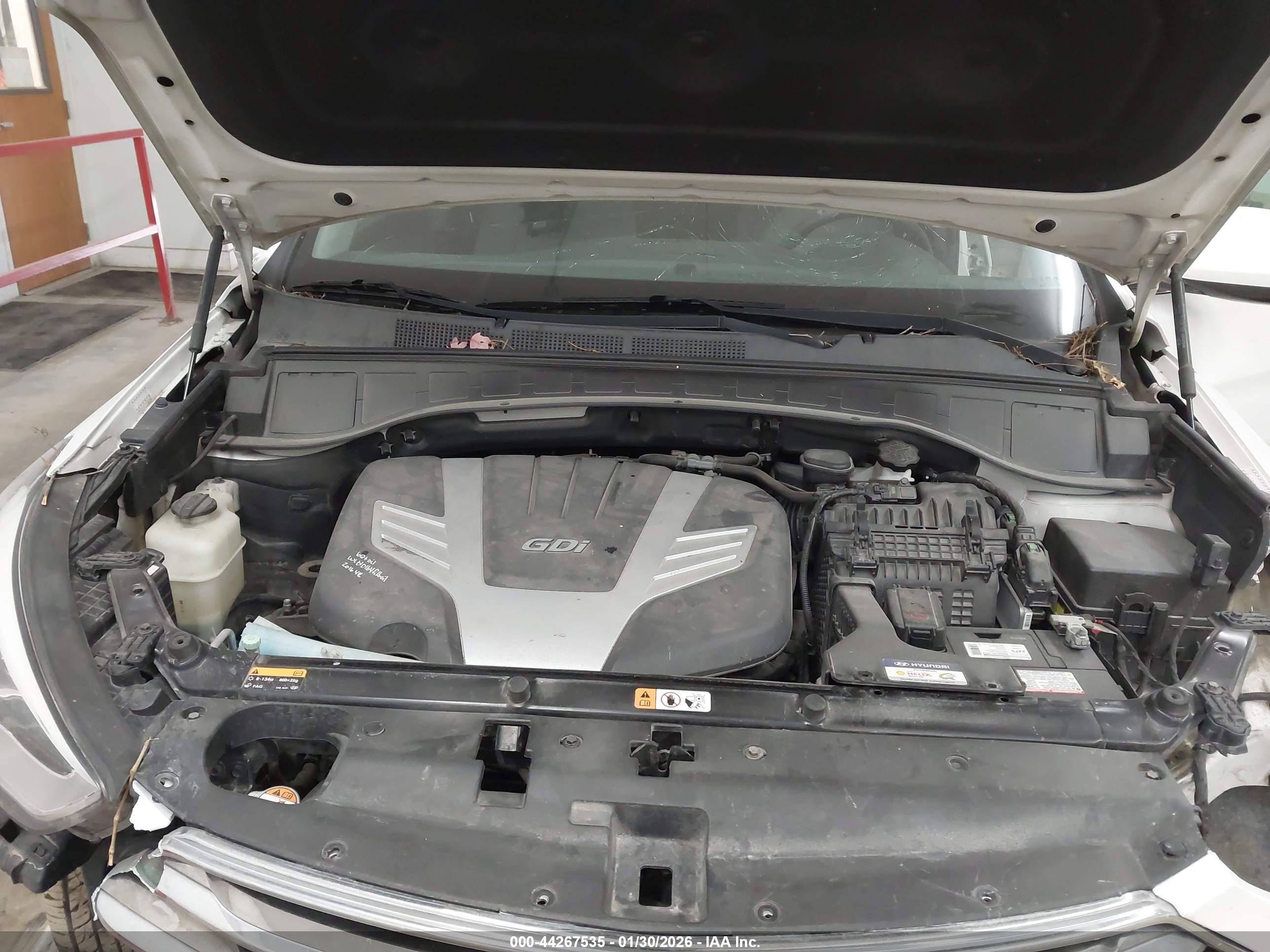 HYUNDAI SANTA image 10