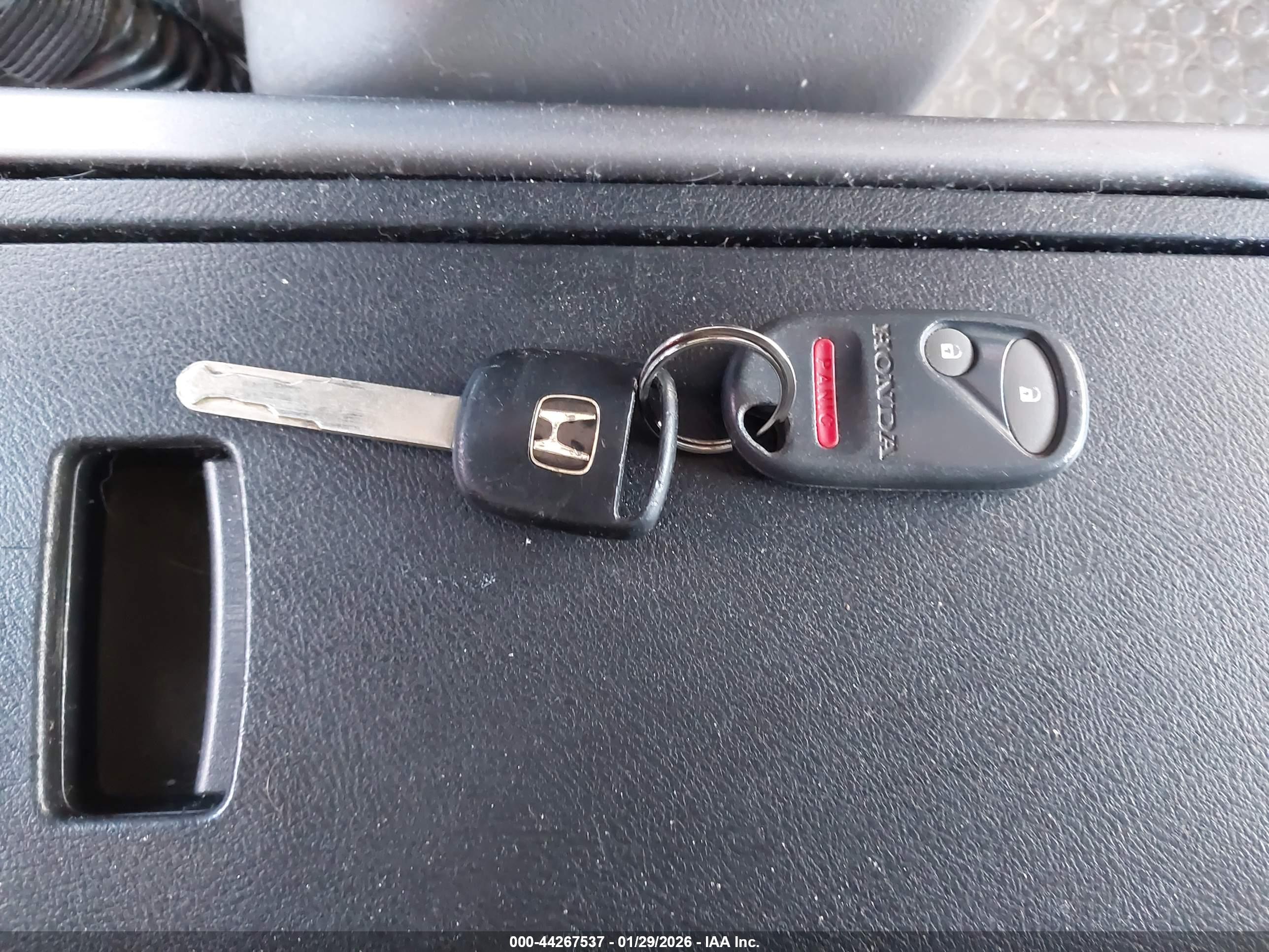 HONDA ELEMENT image 11