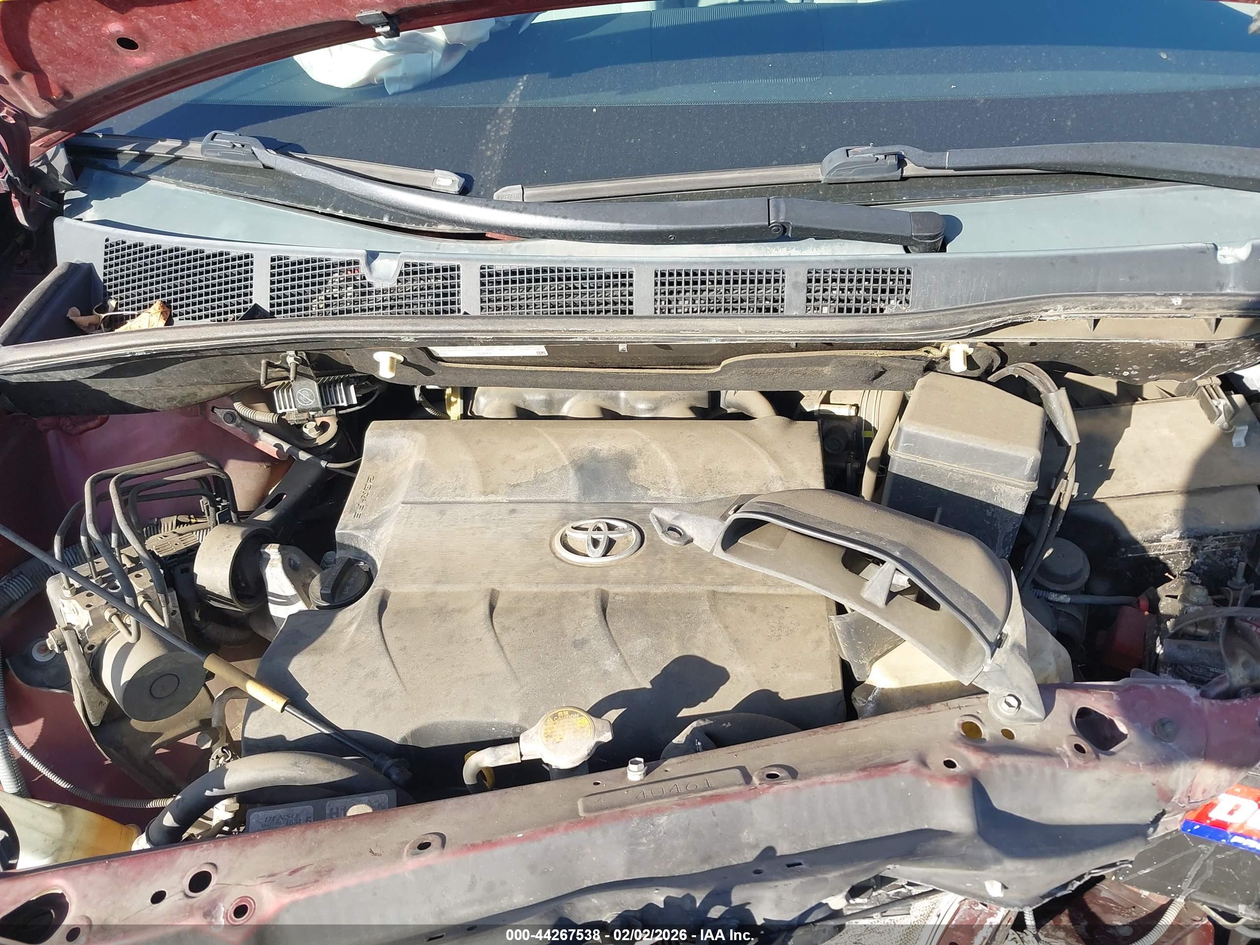 TOYOTA SIENNA image 10