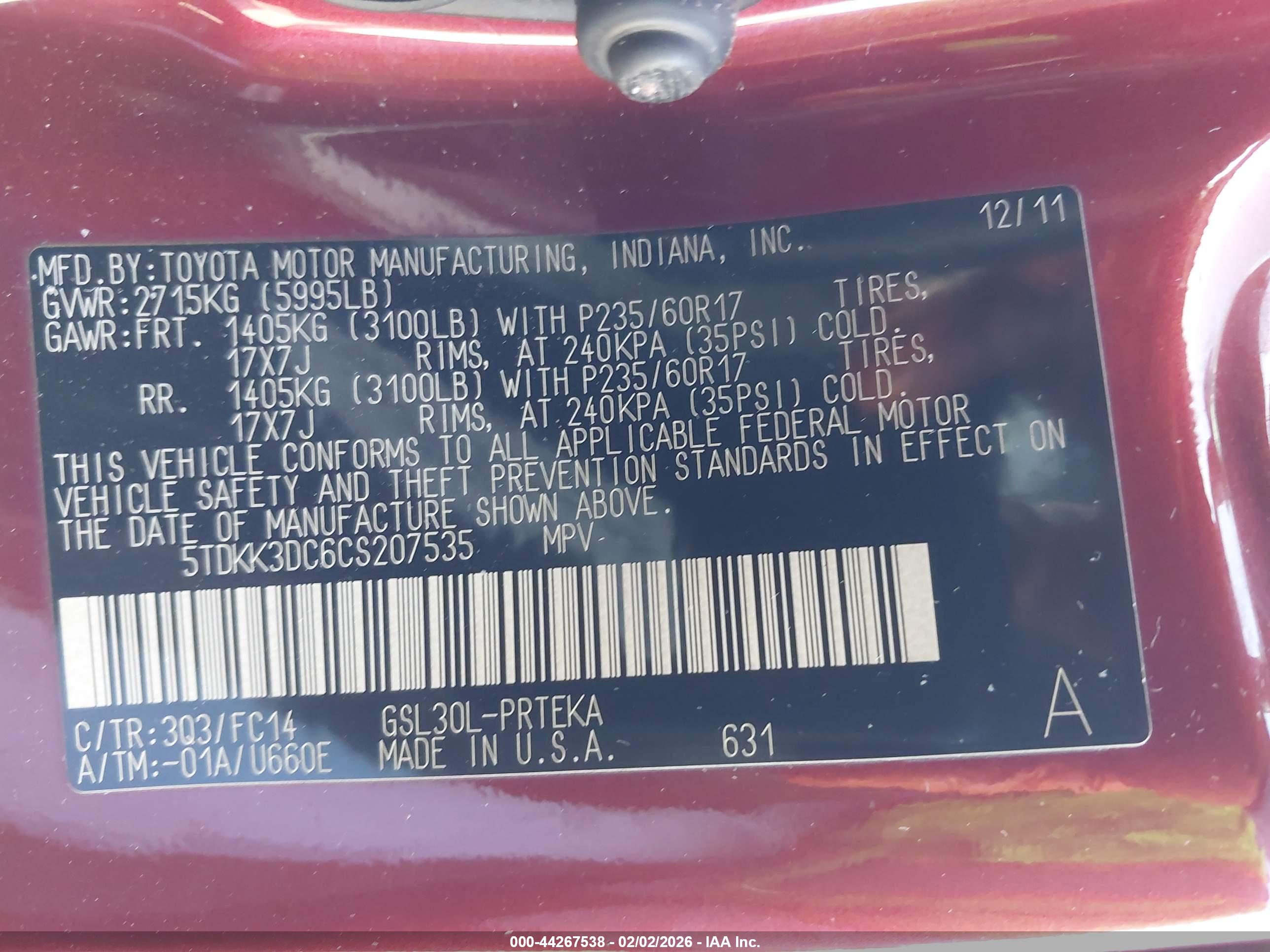 TOYOTA SIENNA image 9