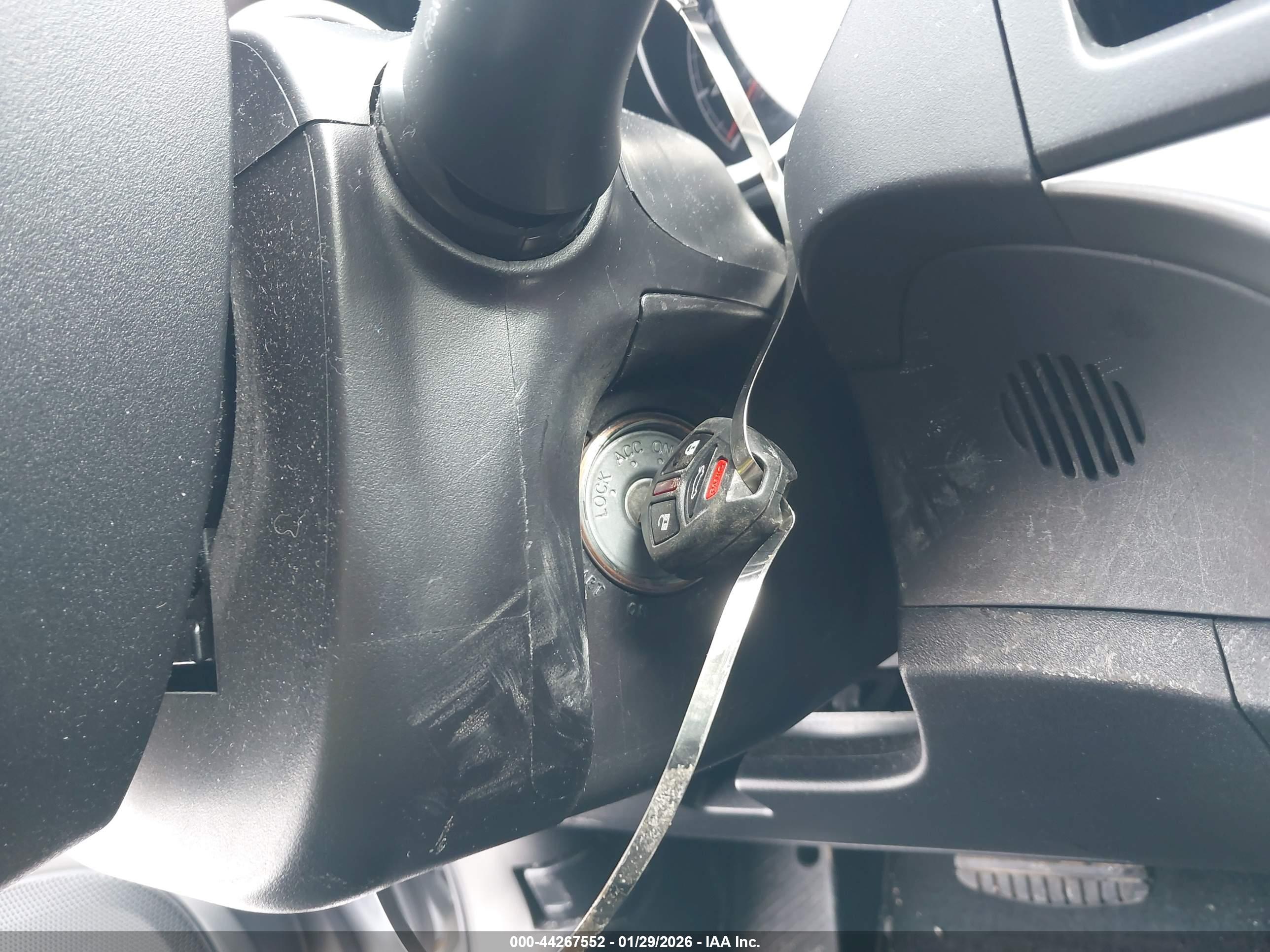 MITSUBISHI LANCER image 11