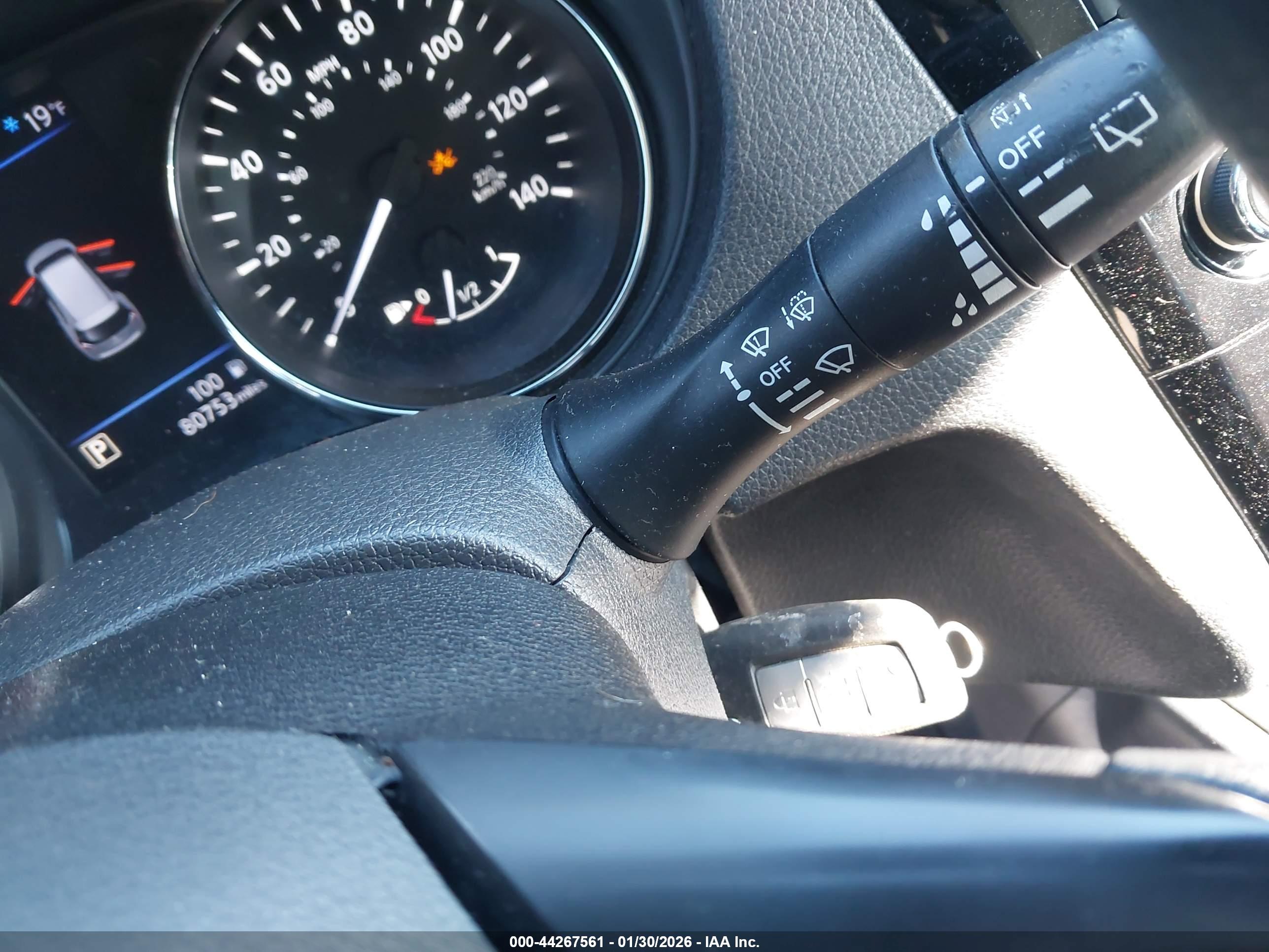 NISSAN ROGUE image 11