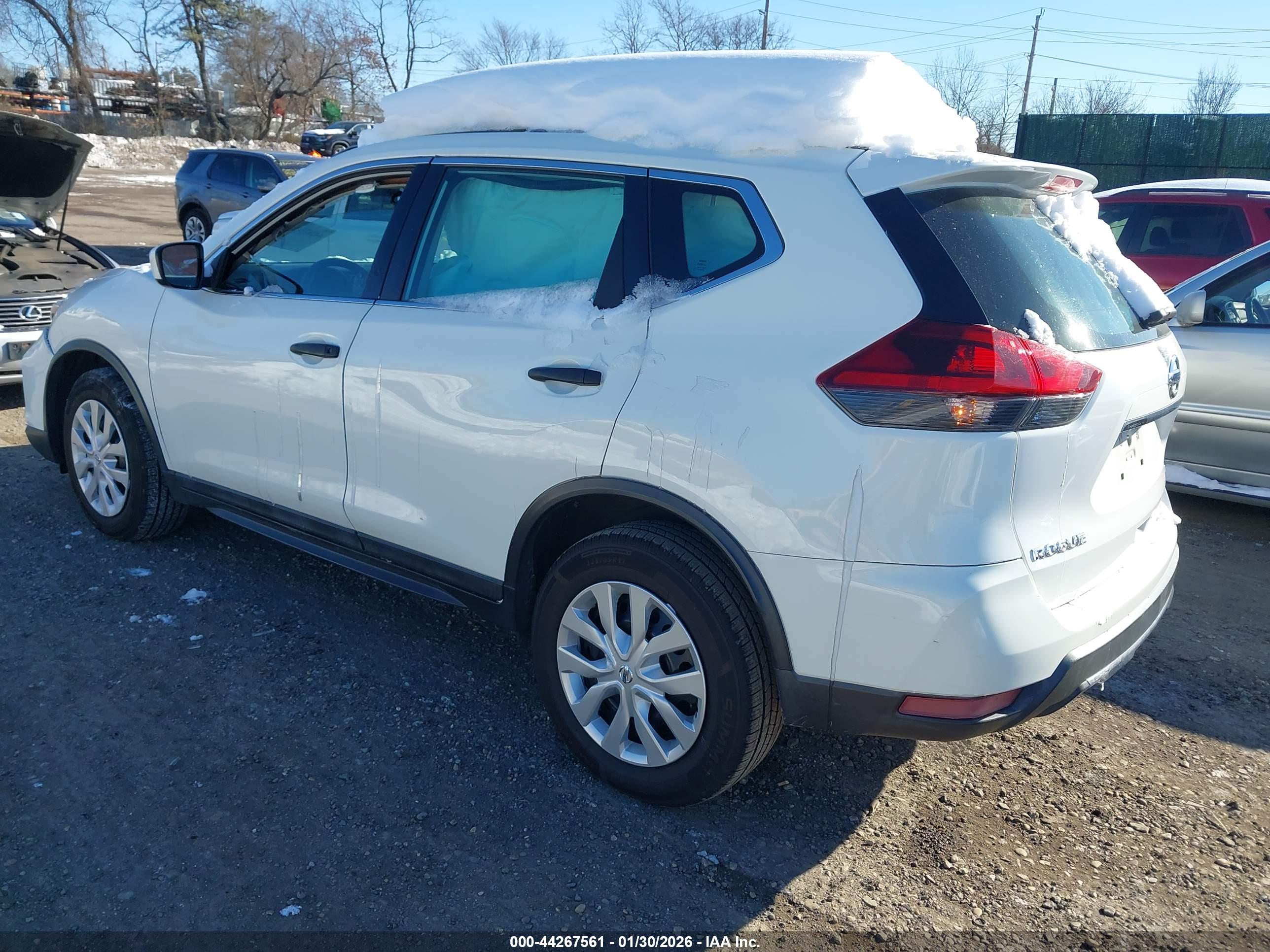 NISSAN ROGUE image 3