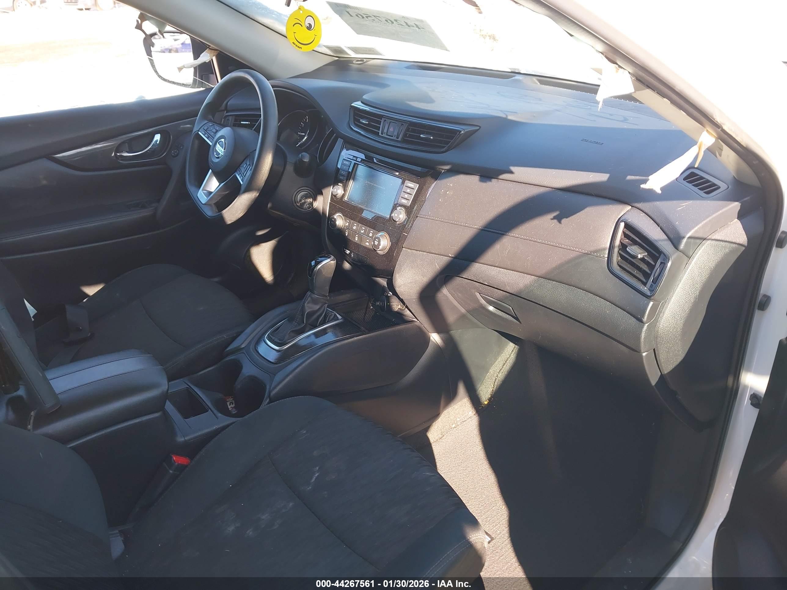 NISSAN ROGUE image 5