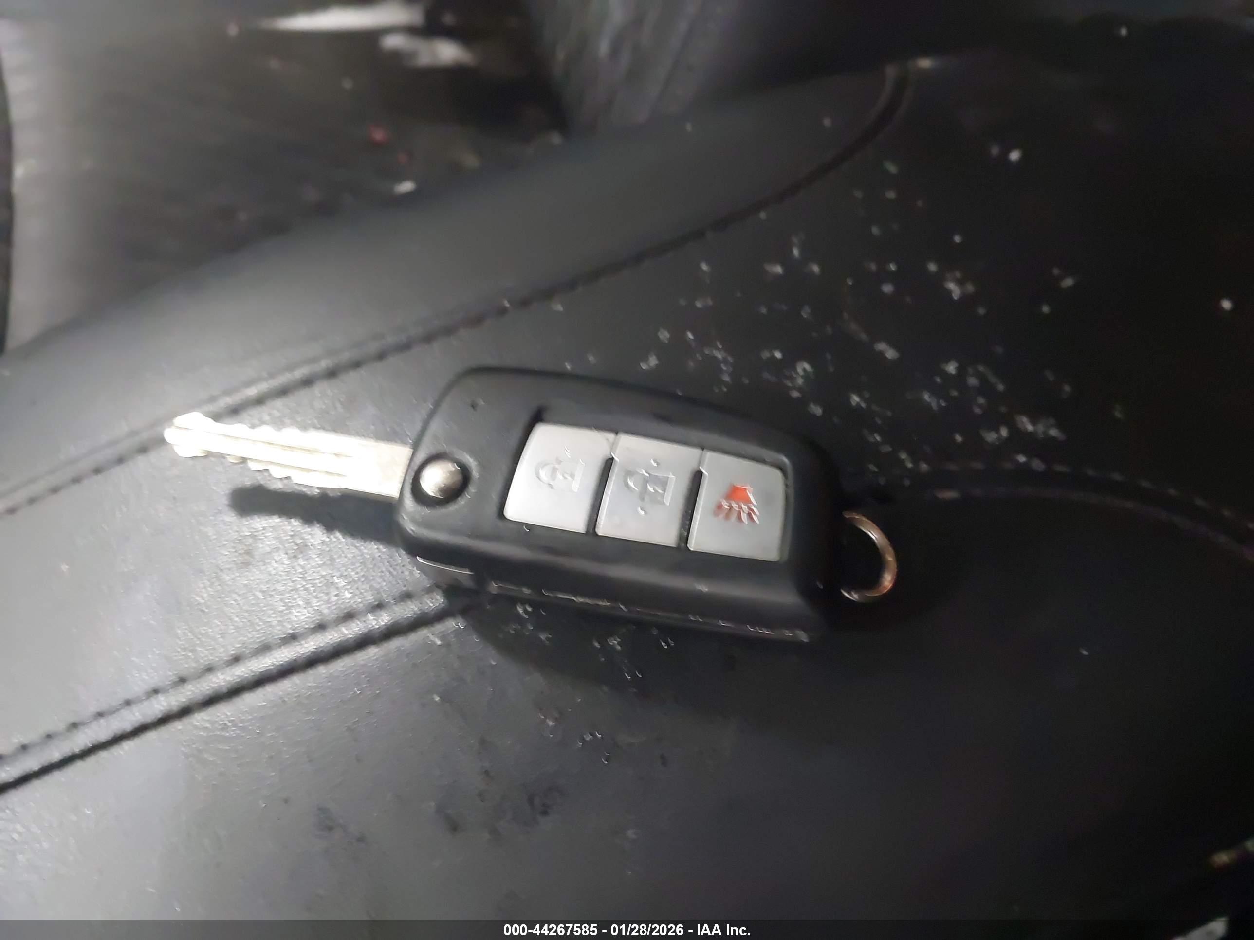 NISSAN ROGUE image 11