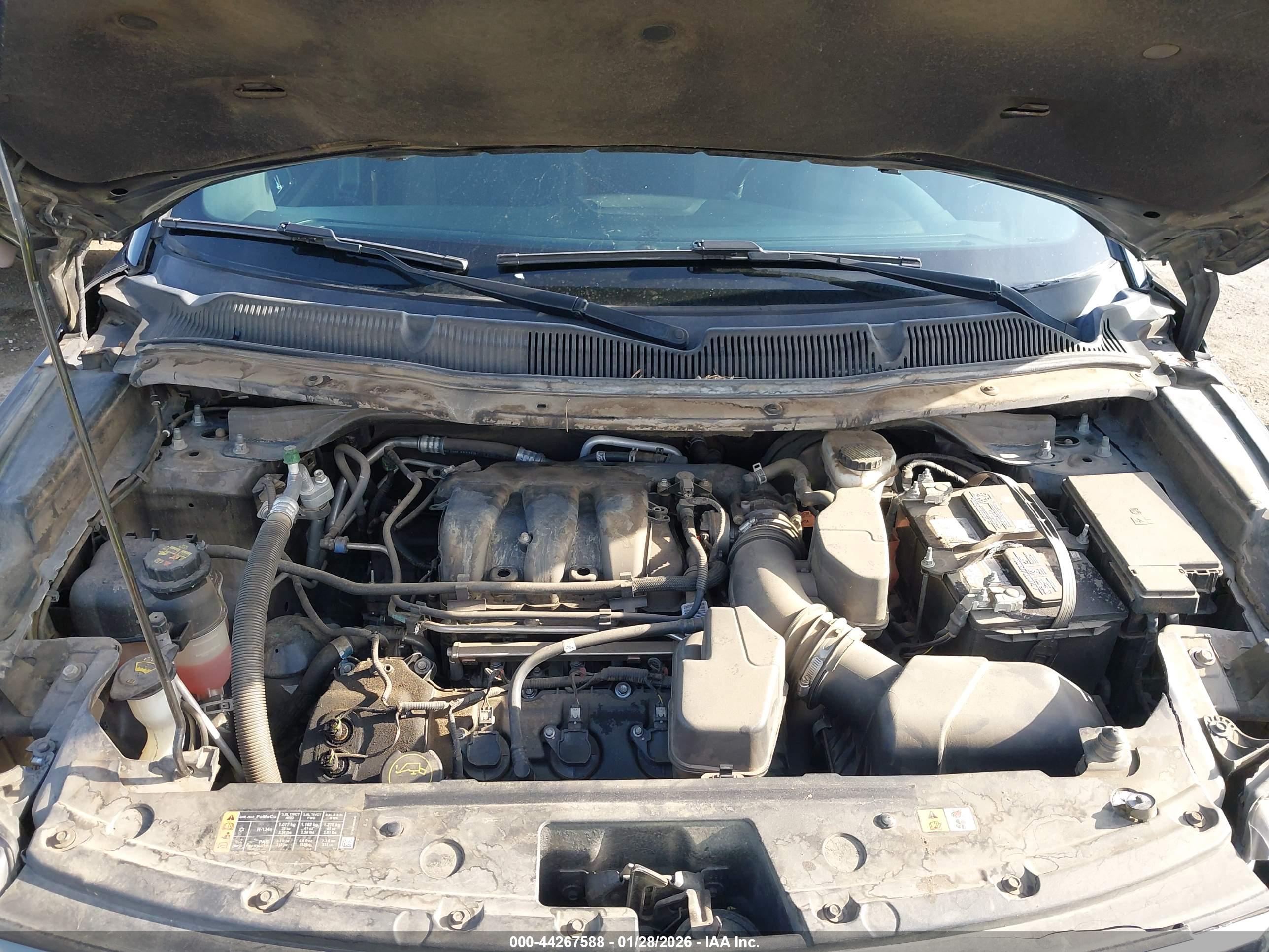FORD EXPLORER image 10